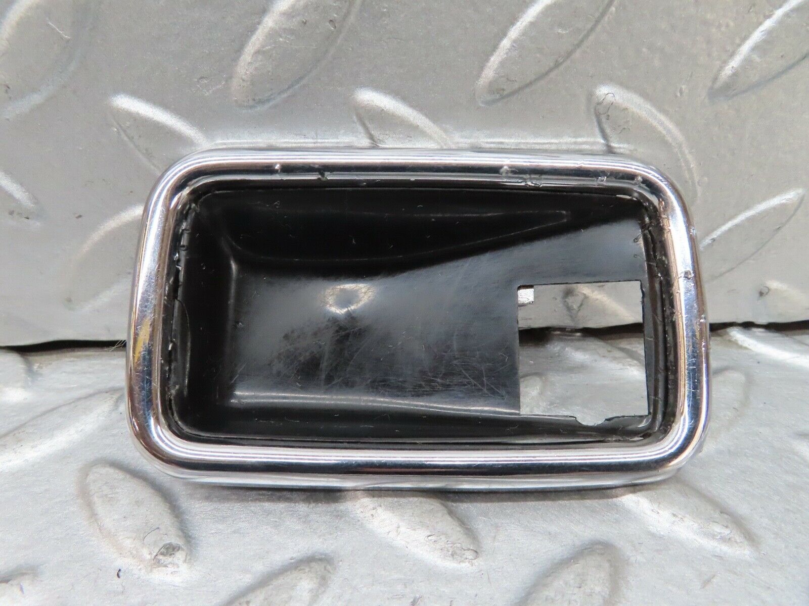 17571 Mercedes-Benz W116 450SEL Chrome Frame For Door Opener Right 1087660611