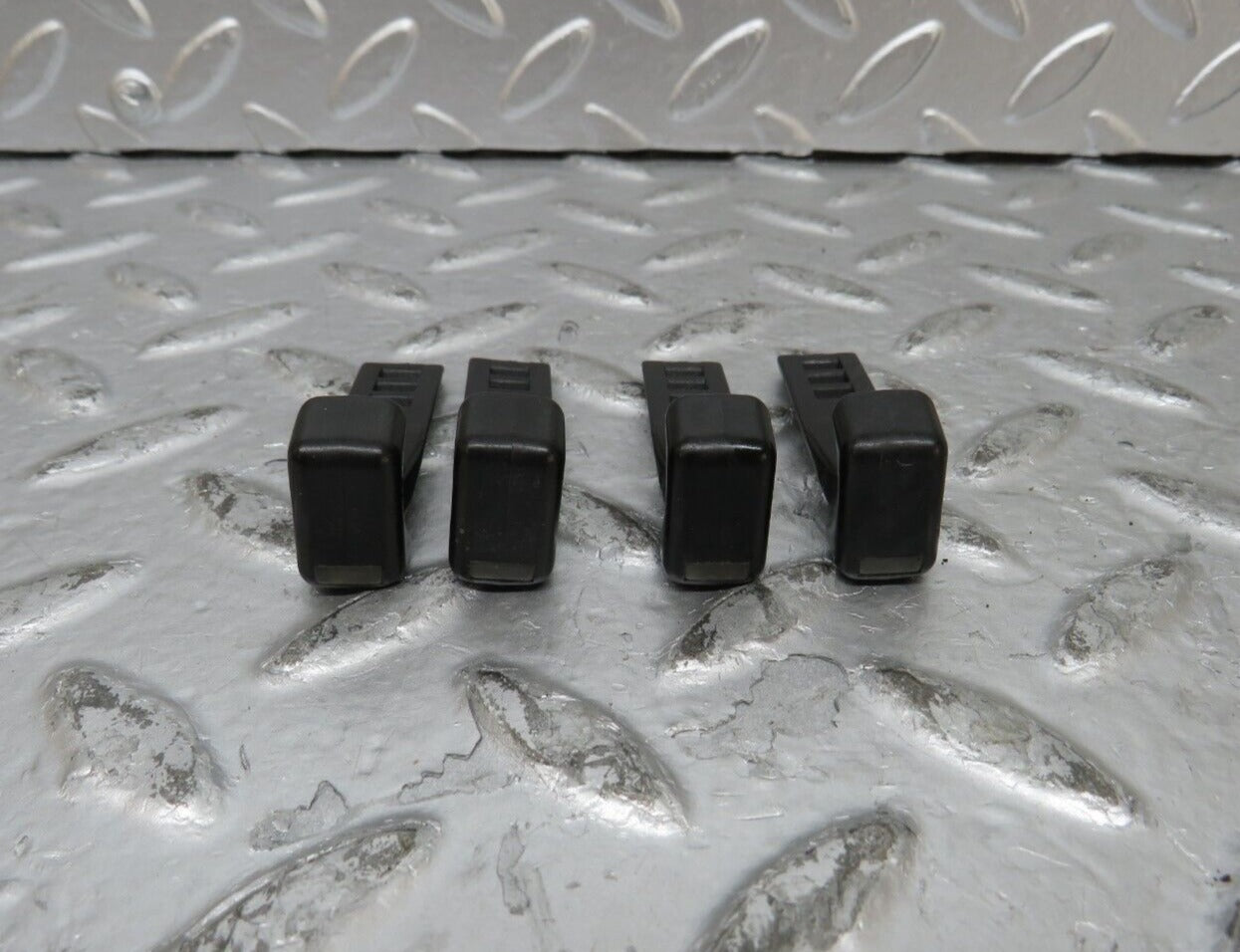 26322 Mercedes-Benz W116 450SE Heater Control Knob Set