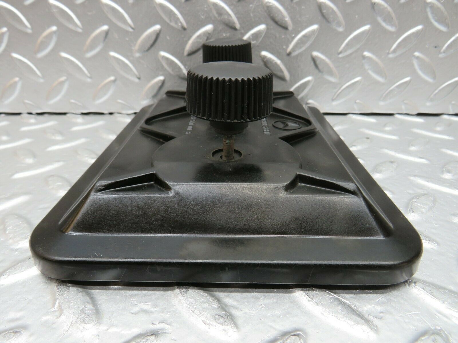 24035 Mercedes-Benz W123 280E Fuse Box Cover Lid 1235400082 1235450700