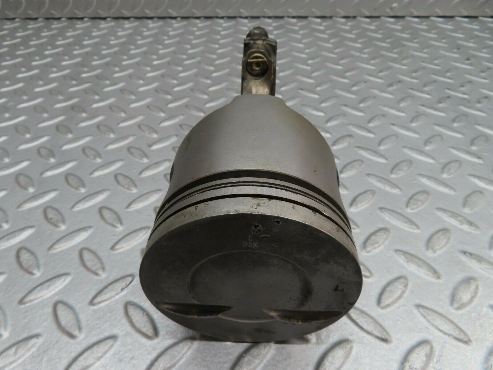 16569 Mercedes-Benz C107 350SLC Coupe Piston With Connecting Rod 92 mm