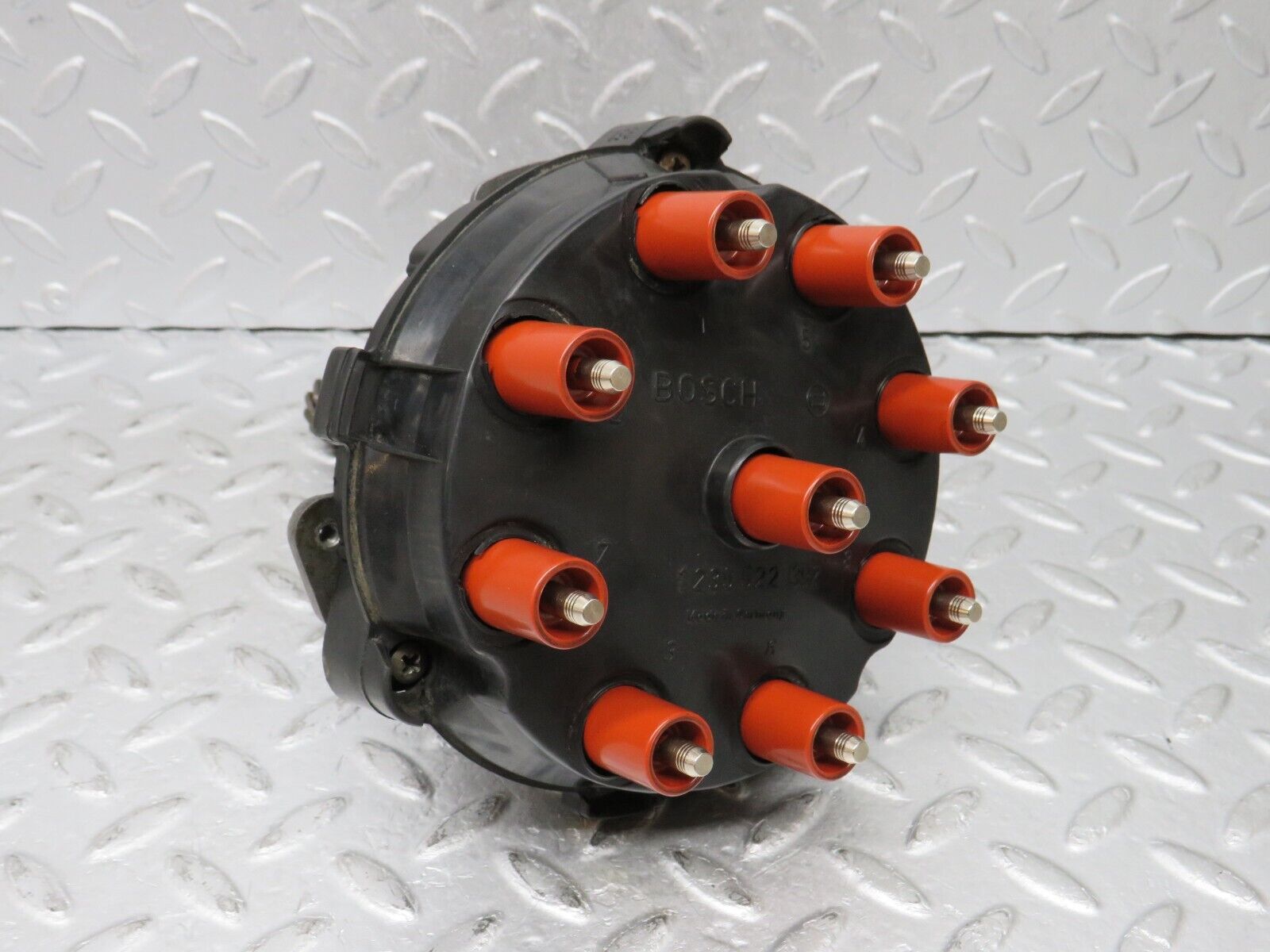 36262 Mercedes-Benz W126 420SE Ignition Distributor Bosch 0031584401 023750500
