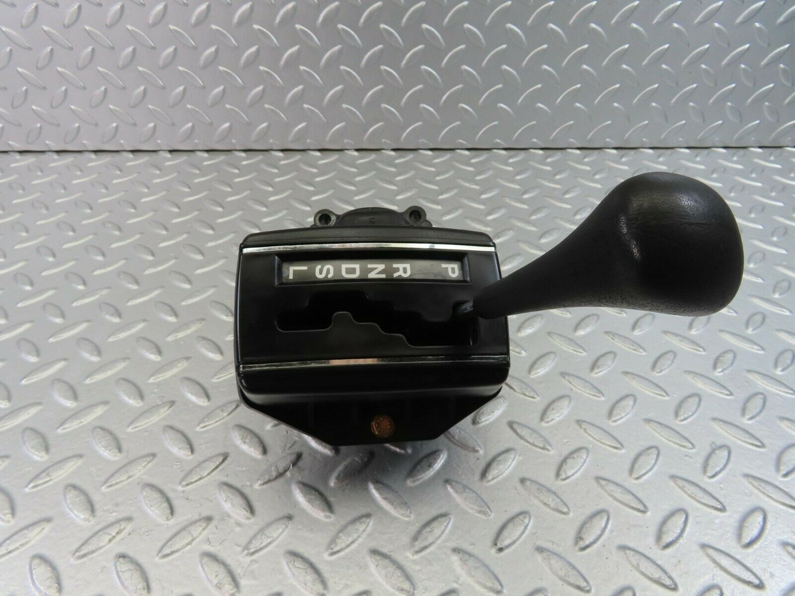 9893 Mercedes-Benz C123 230CE Coupe Automatic Gear Shift Selector