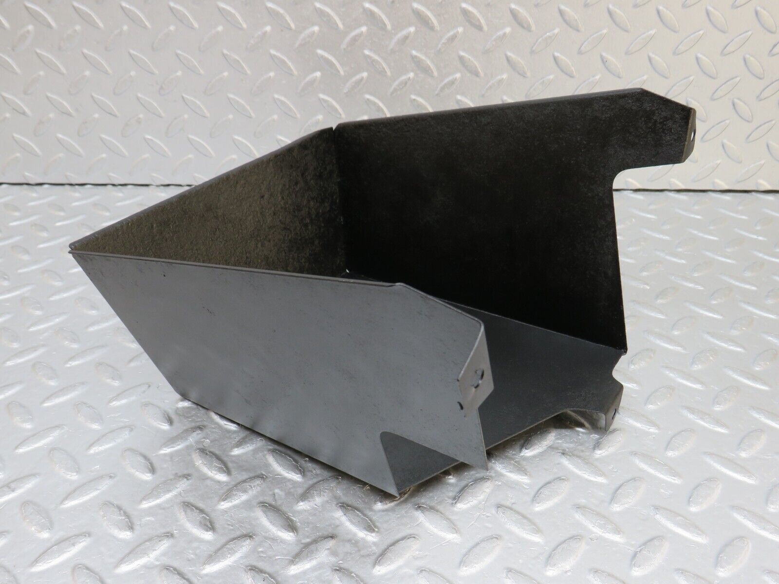 37545 Mercedes-Benz W109 300SEL Fuel Pump Cover