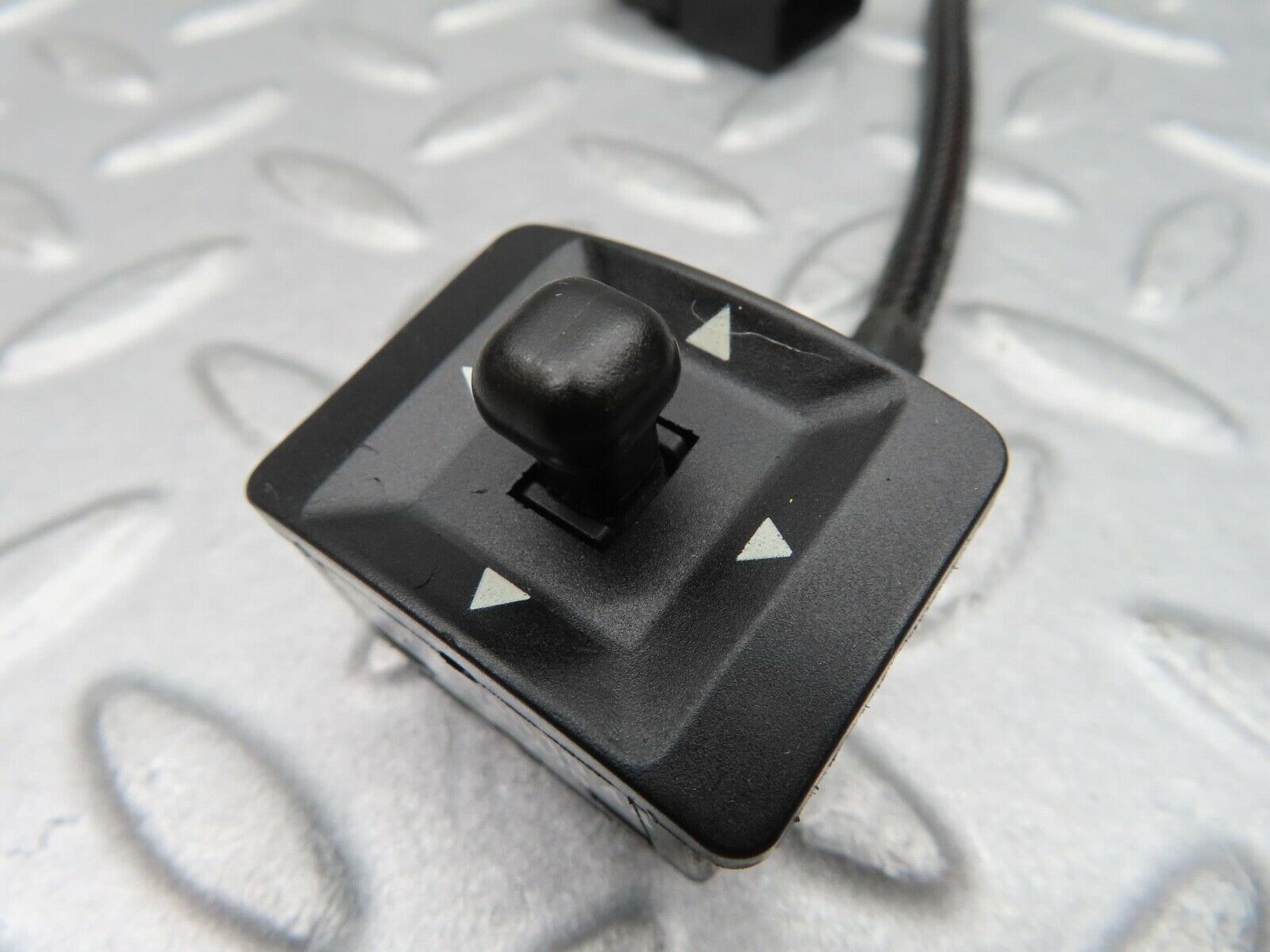 12044 Mercedes-Benz R129 300SL Coupe Steering Column Adjuster Switch