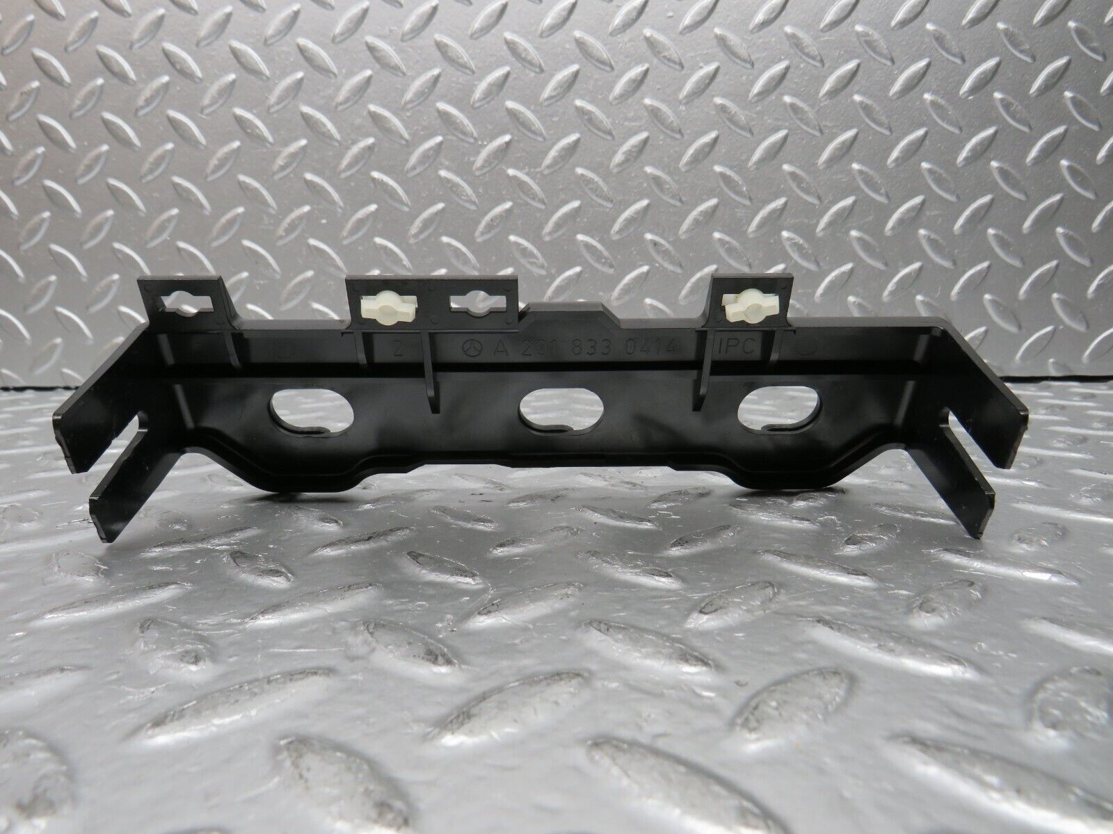 30815 Mercedes-Benz W201 190E 2.0L Heater Control Switch Holder Panel 2018330414