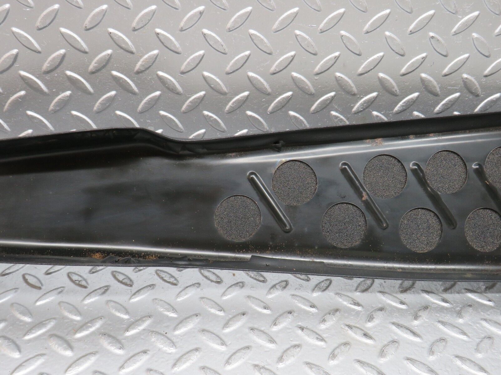 28035 Mercedes-Benz W123 280E B Pillar Cover Left Side Black