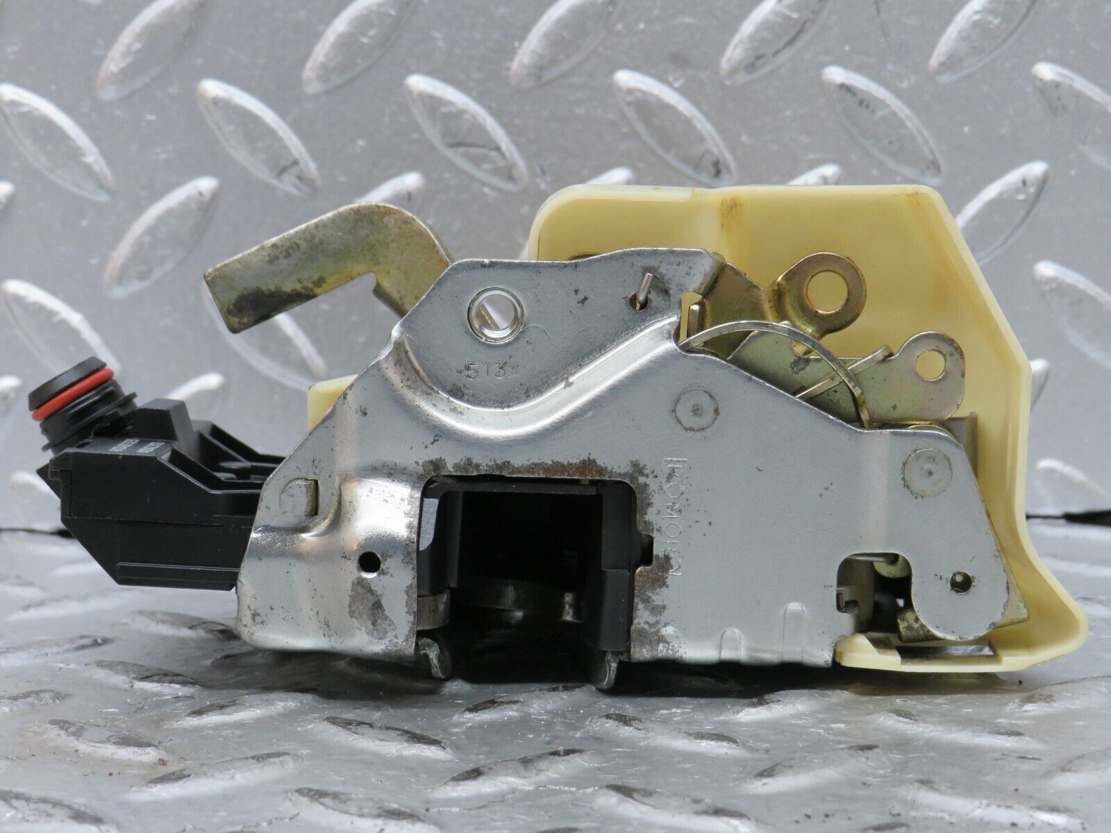 27670 Mercedes-Benz S124 300TE Wagon Rear Right Door Lock Mechanism 1248213251