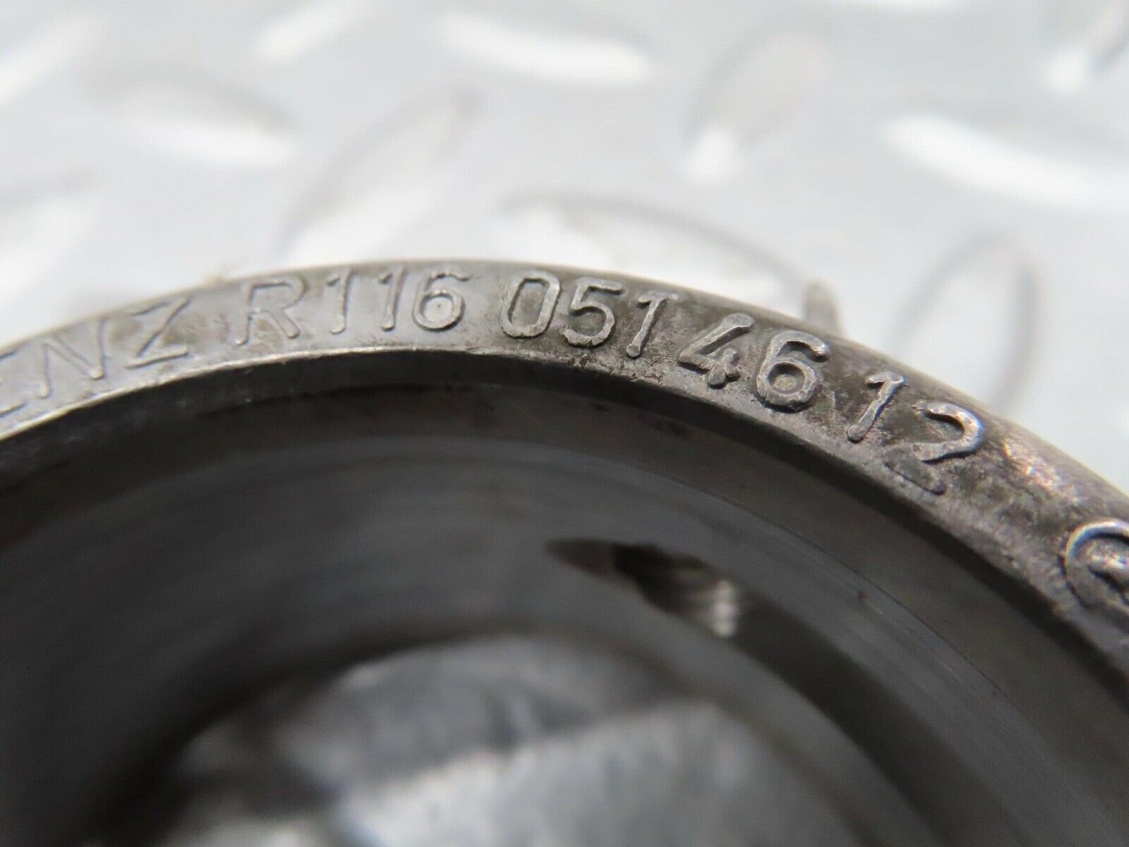 16717 Mercedes-Benz C107 380SLC Camshaft Tower Bearing 1160514612