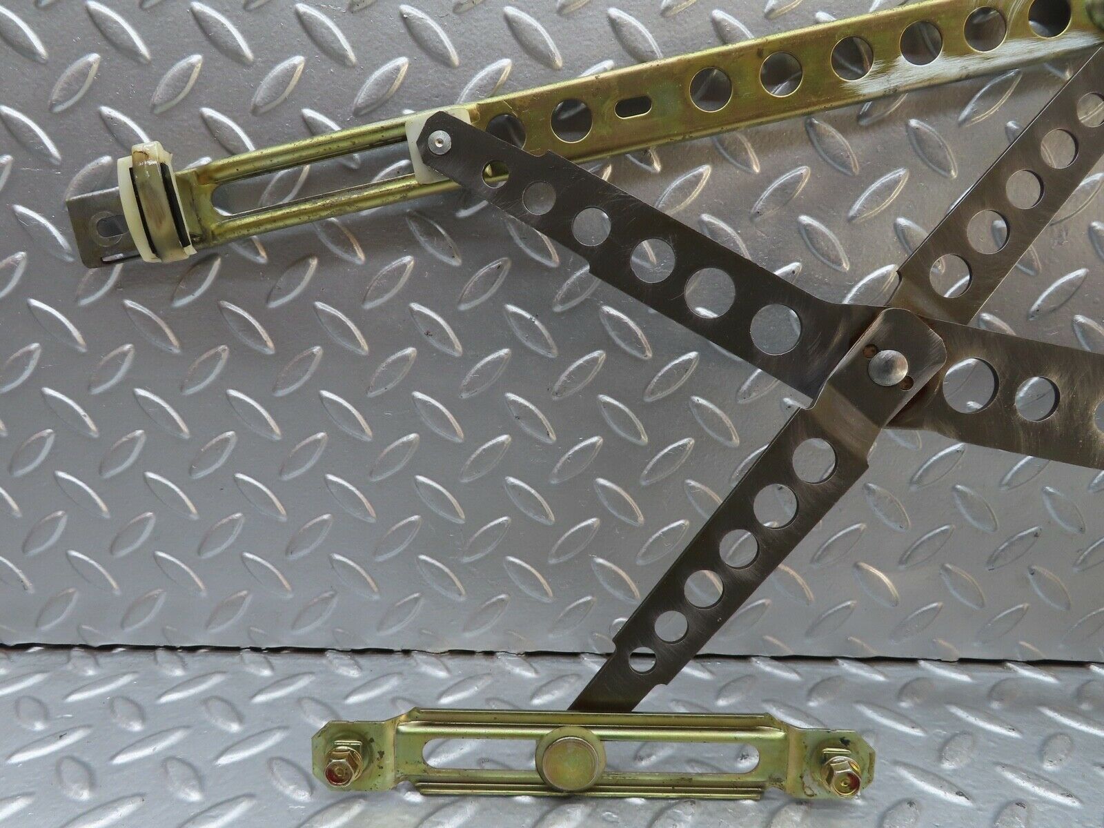 21204 Mercedes-Benz W123 230E Front Left Manual Window Regulator