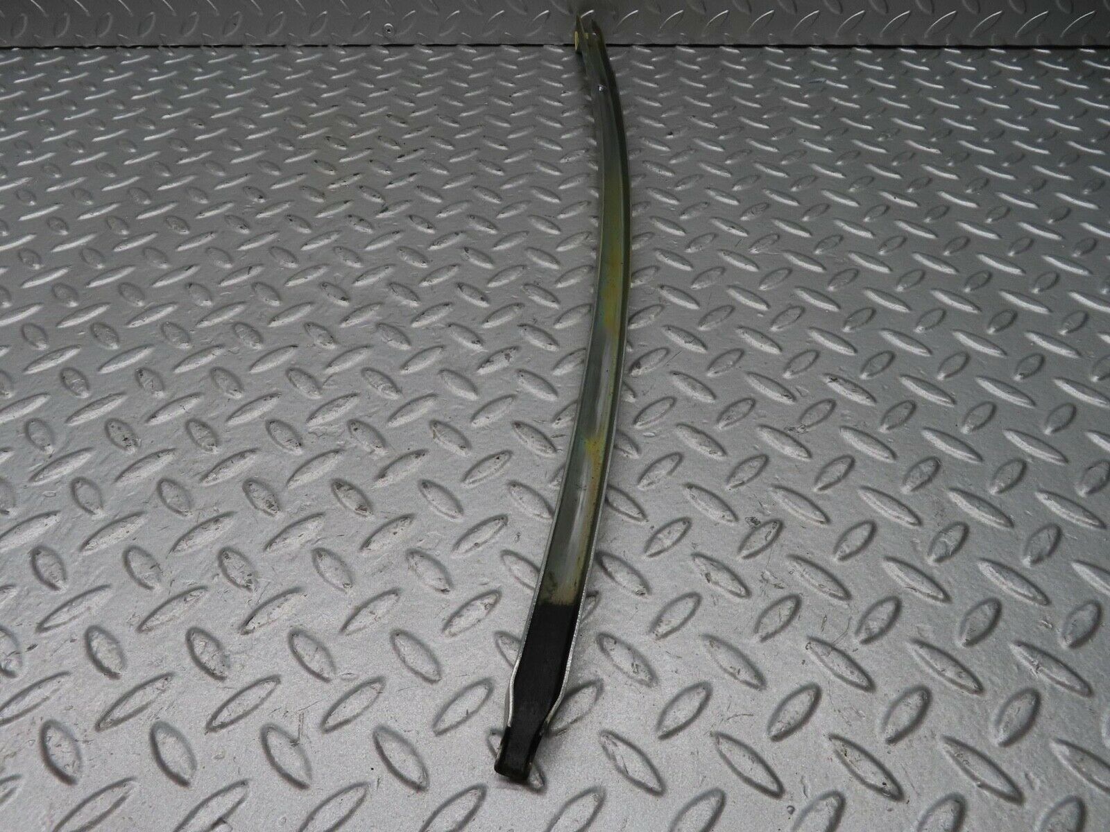 14483 Mercedes-Benz W116 350SE Front Right Door Front Window Channel