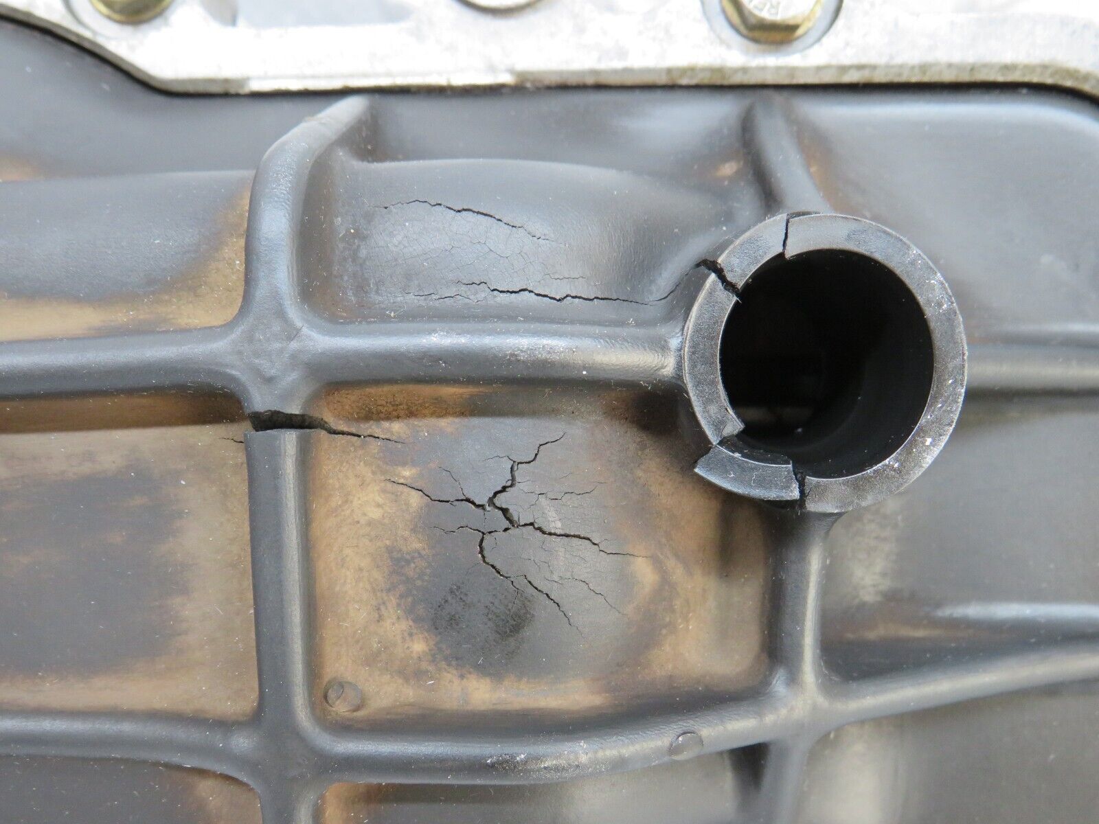 36667 Mercedes-Benz W201 190E 2.0L Air Flow Mass Sensor Bosch 0438121001 1021410990