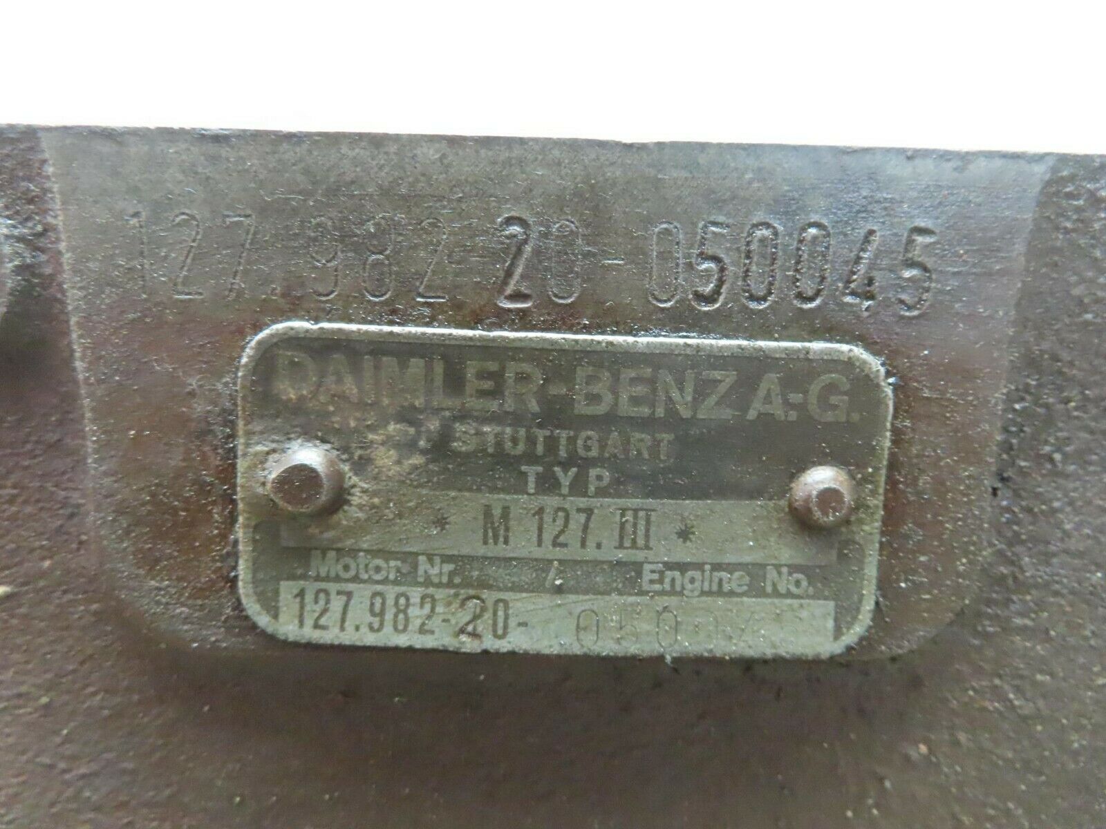 10193 Mercedes-Benz W111 220SE Engine Block 1270110601 M127.982