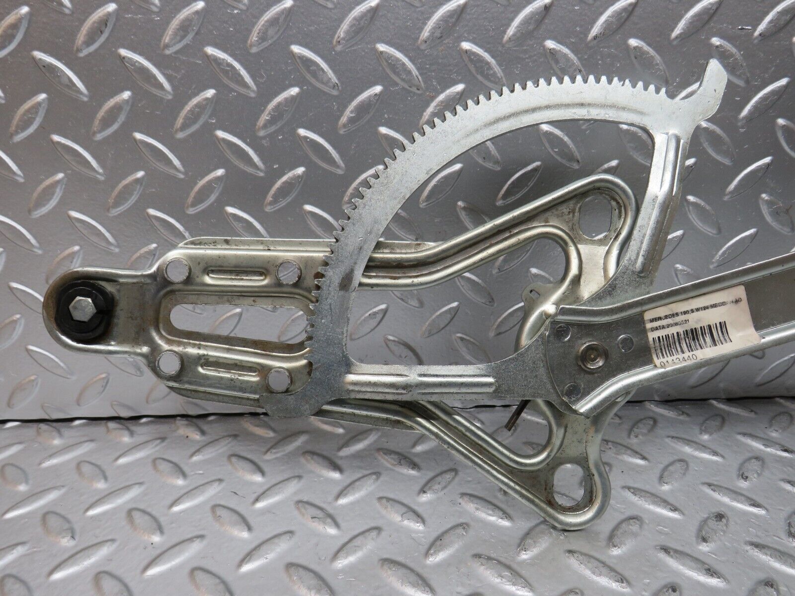 27675 Mercedes-Benz S124 300TE Wagon Front Right Power Window Regulator