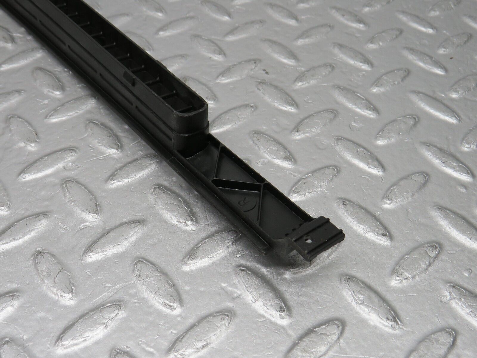 38519 Mercedes-Benz R129 280SL Coupe Dashboard Air Vent Trim Right 1296891280