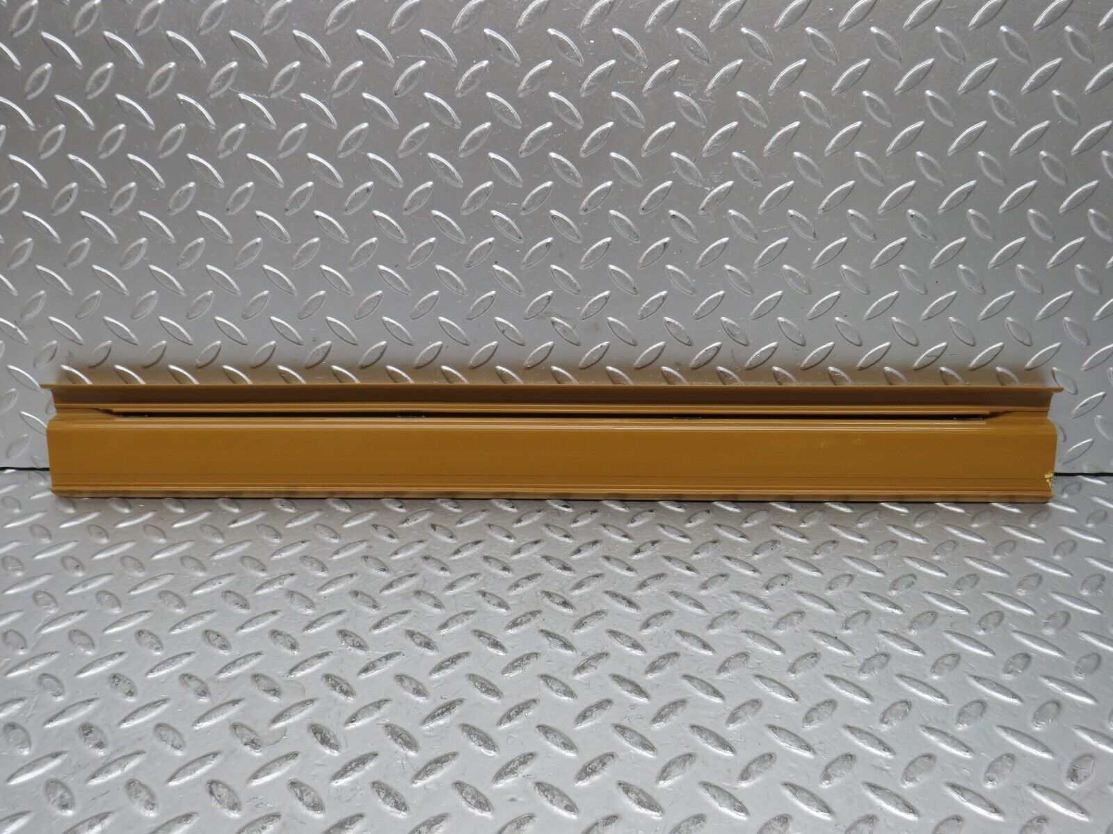 28554 Mercedes-Benz W123 230E Front Right Door Sill Trim Palomino