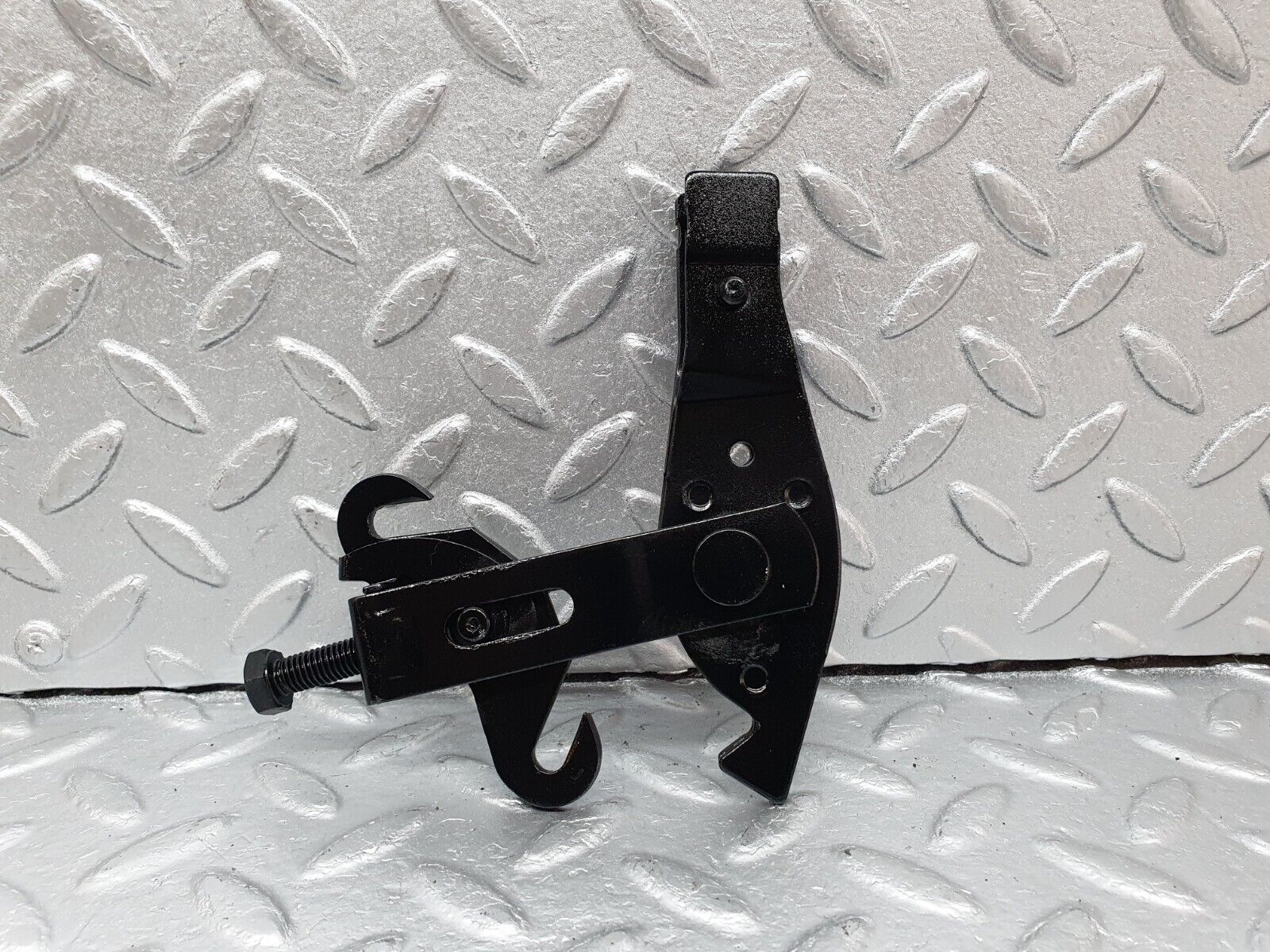 41504 Mercedes-Benz W124 200E Handbrake Adjusting Handbrake Regulator