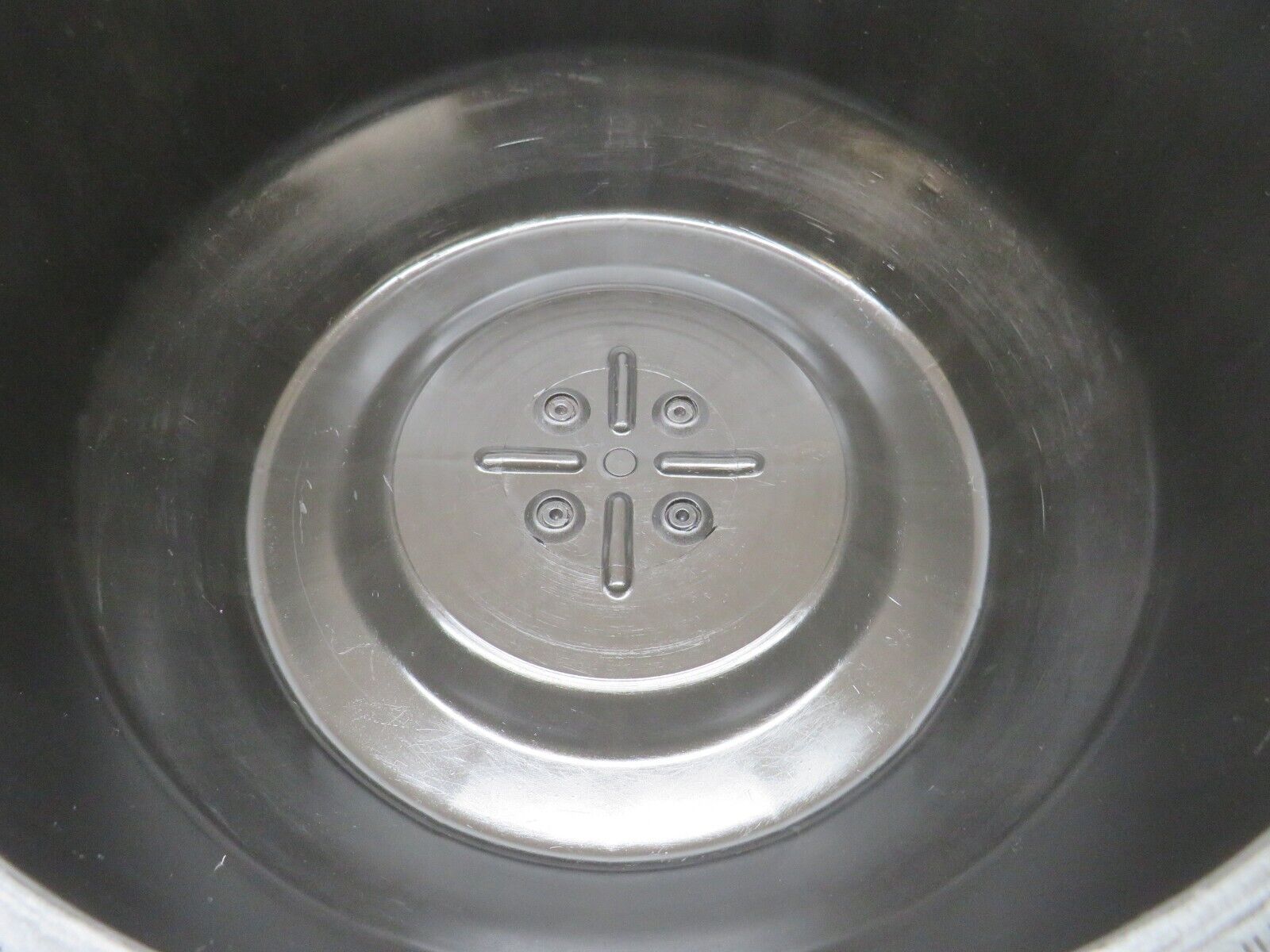 25650 Mercedes-Benz W124 280E Spare Wheel Holder 1248900007