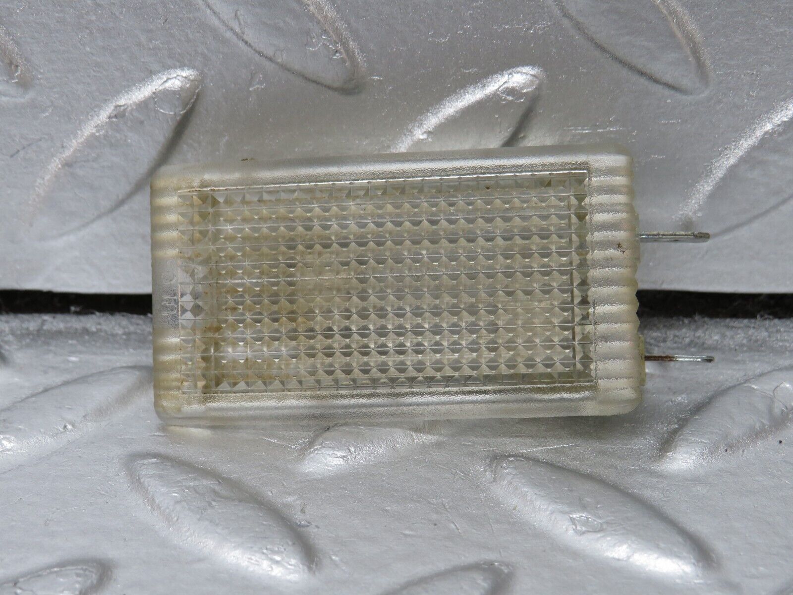 34642 Mercedes-Benz C126 380SEC Coupe Glove Box Light