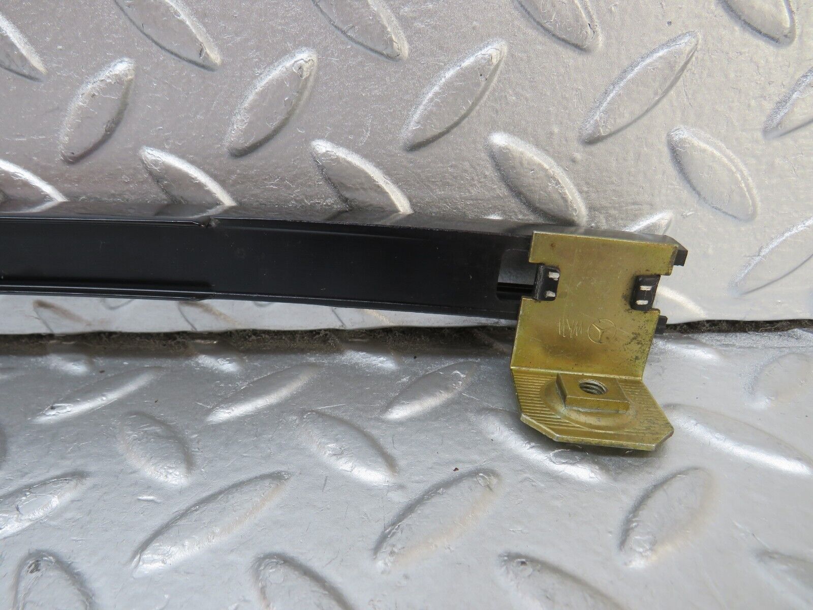 35004 Mercedes-Benz W210 320E Rear Right Door Window Channel