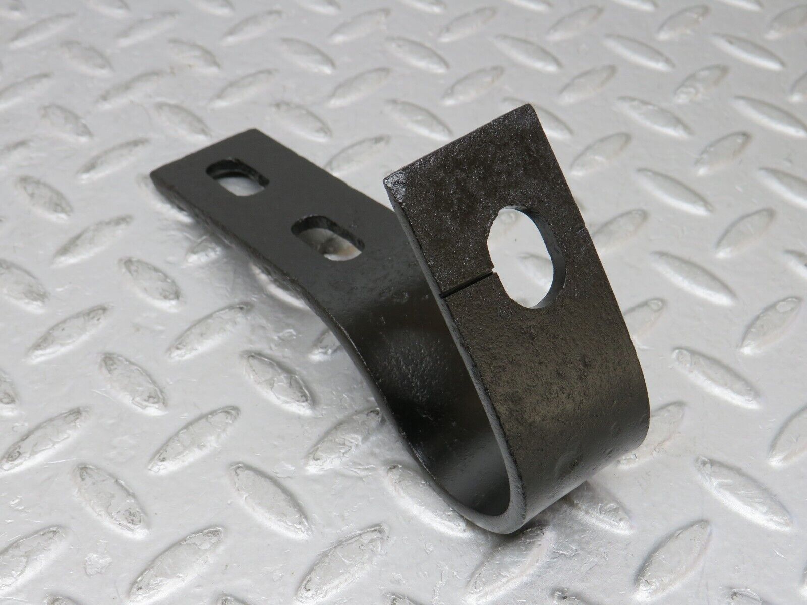 35709 Mercedes-Benz W108 Front Bumper Bracket Left Side