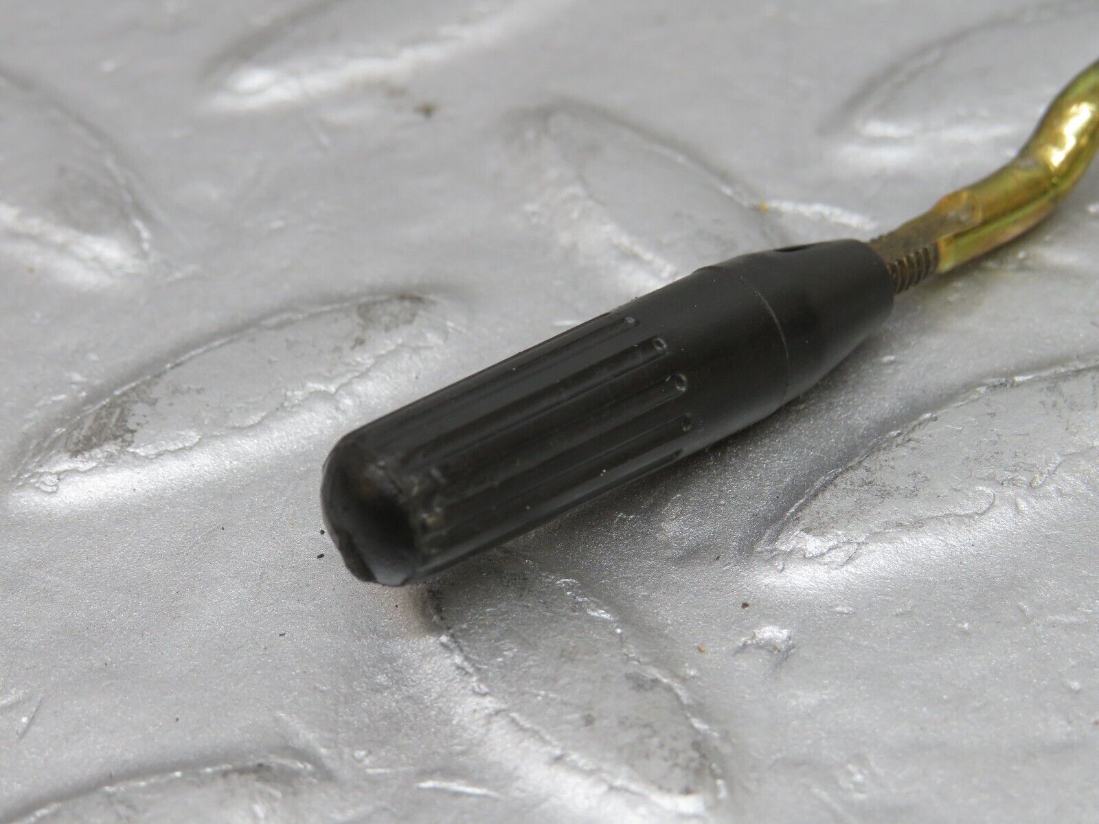 36639 Mercedes-Benz W201 190E 2.0L Rear Door Lock Knob Pair