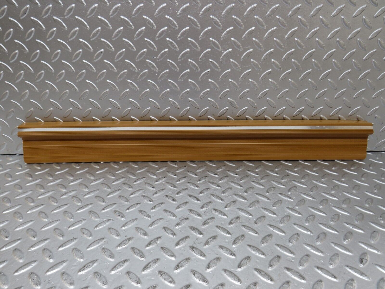 27104 Mercedes-Benz W123 280E Front Left Door Sill