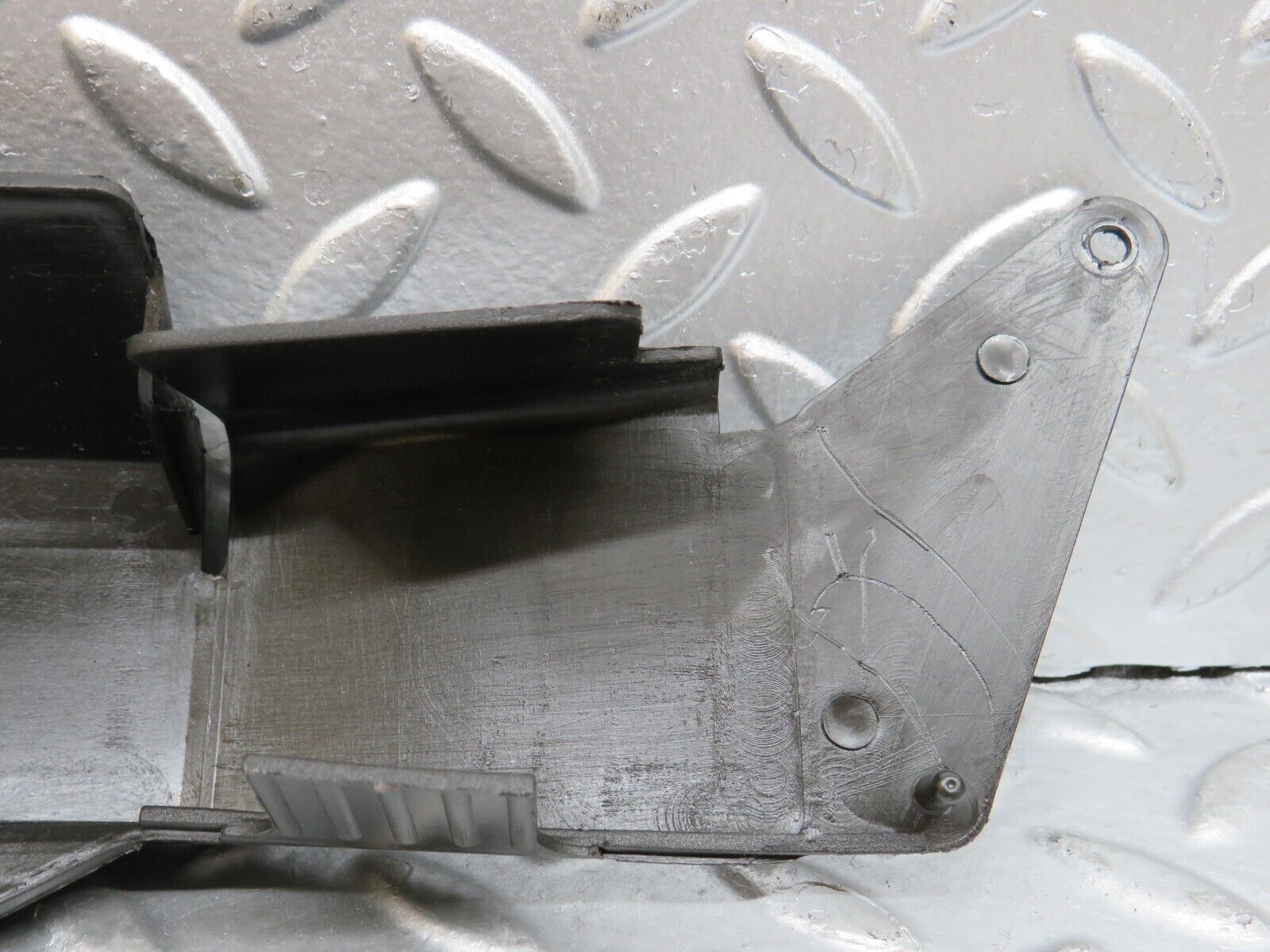 29482 Mercedes-Benz W124 230E Trunk Lock Vacuum Actuator Cover 1248050341