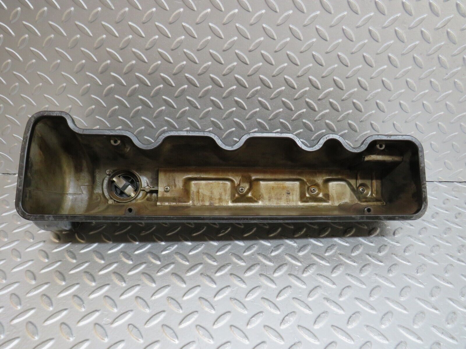 37166 Mercedes-Benz C126 420SEC Coupe Cylinder Head Valve Cover Right 1170160705