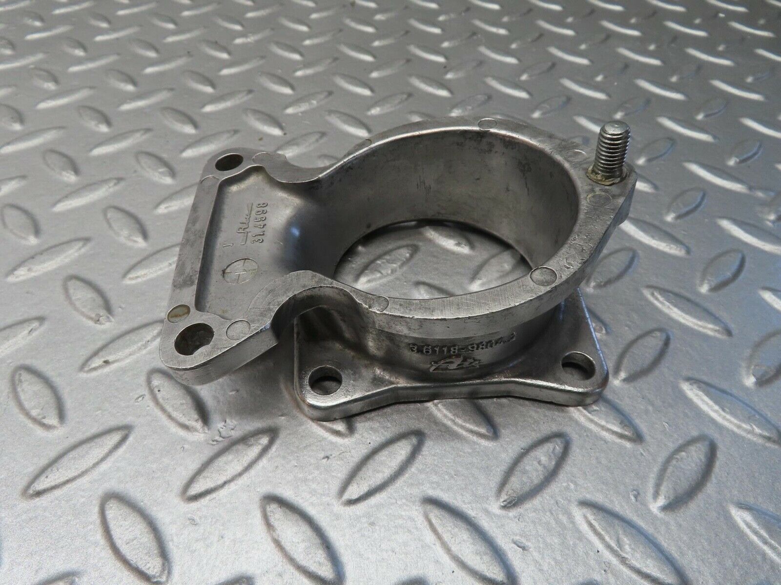 12367 Mercedes-Benz W108 280SE 3.5 Brake Booster Bracket