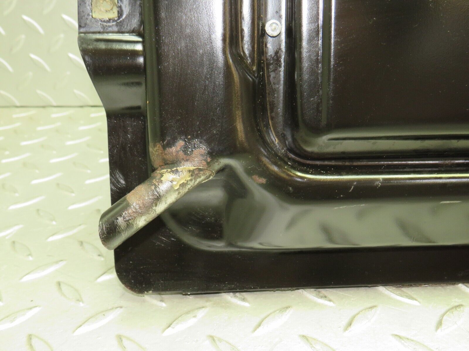 36531 Mercedes-Benz W201 190E 2.0L Power Sunroof Frame