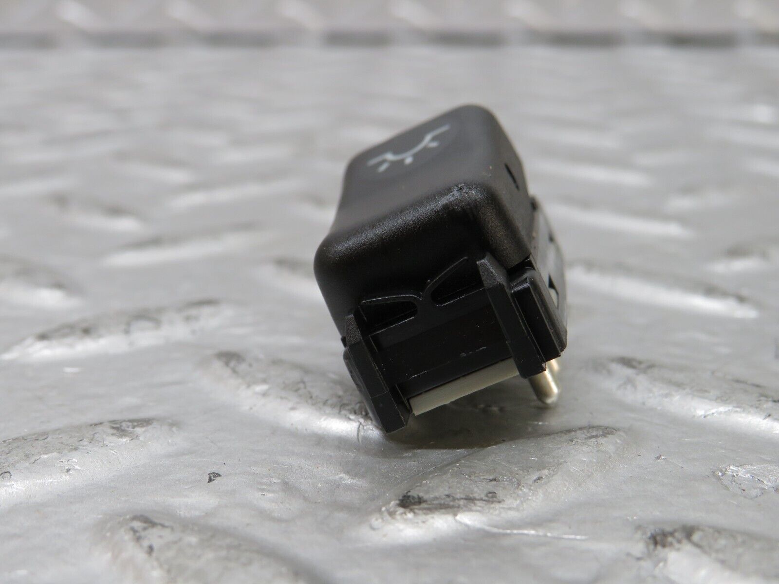 26527 Mercedes-Benz C124 220CE Coupe Interior Dome Light Switch 1248209810