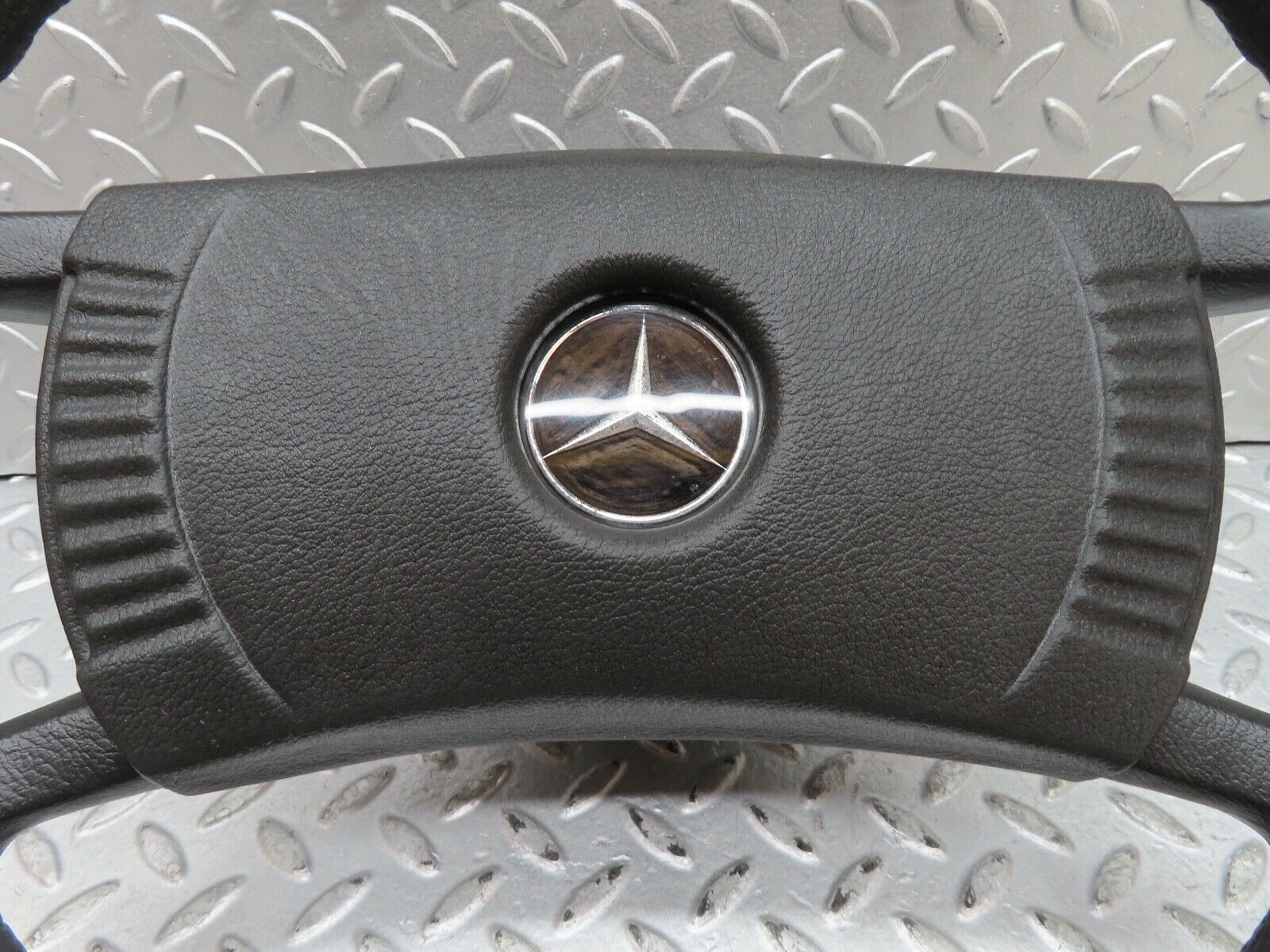 17646 Mercedes-Benz W116 450SEL Steering Wheel 1164640017