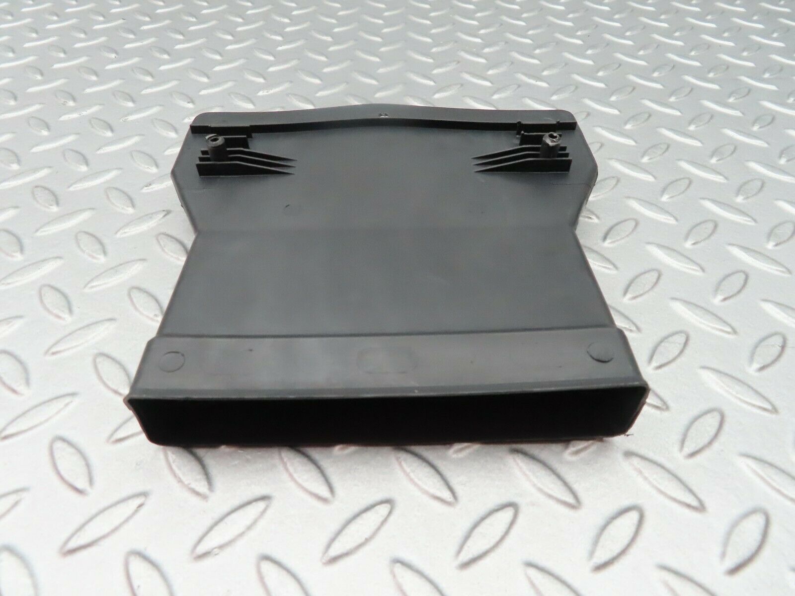 5359 Mercedes-Benz W124 230E Ventilation Air Duct Right 1248310546