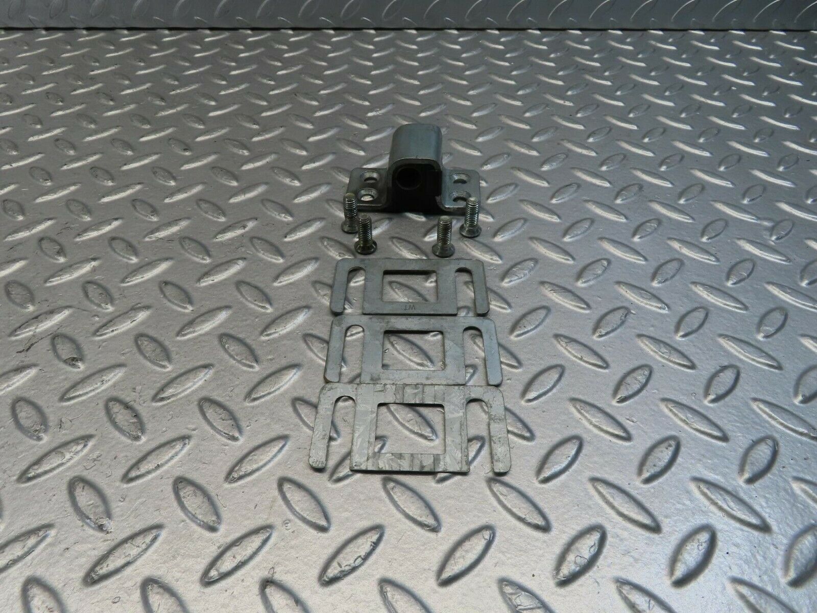 11421 Mercedes-Benz C123 230CE Coupe Door Lock Latch Right Side