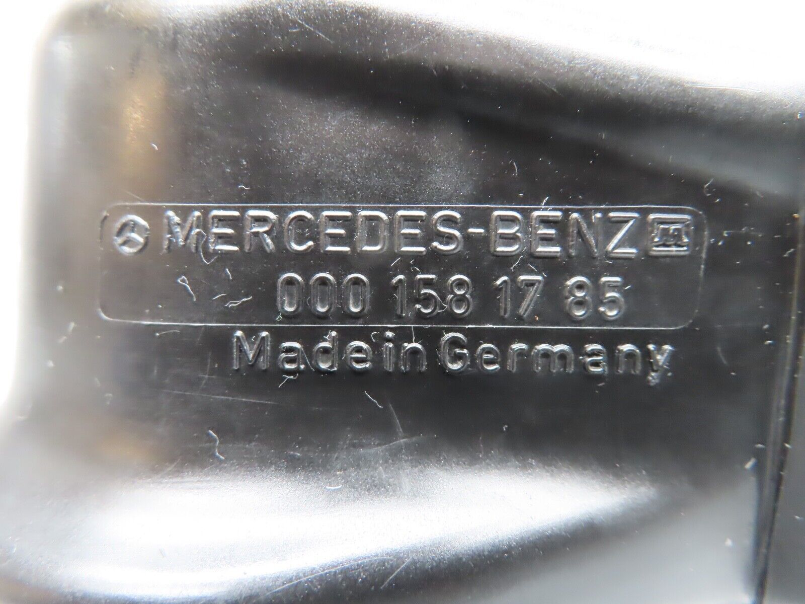 28757 Mercedes-Benz W123 230E Ignition Coil Protective Cap 0001581785