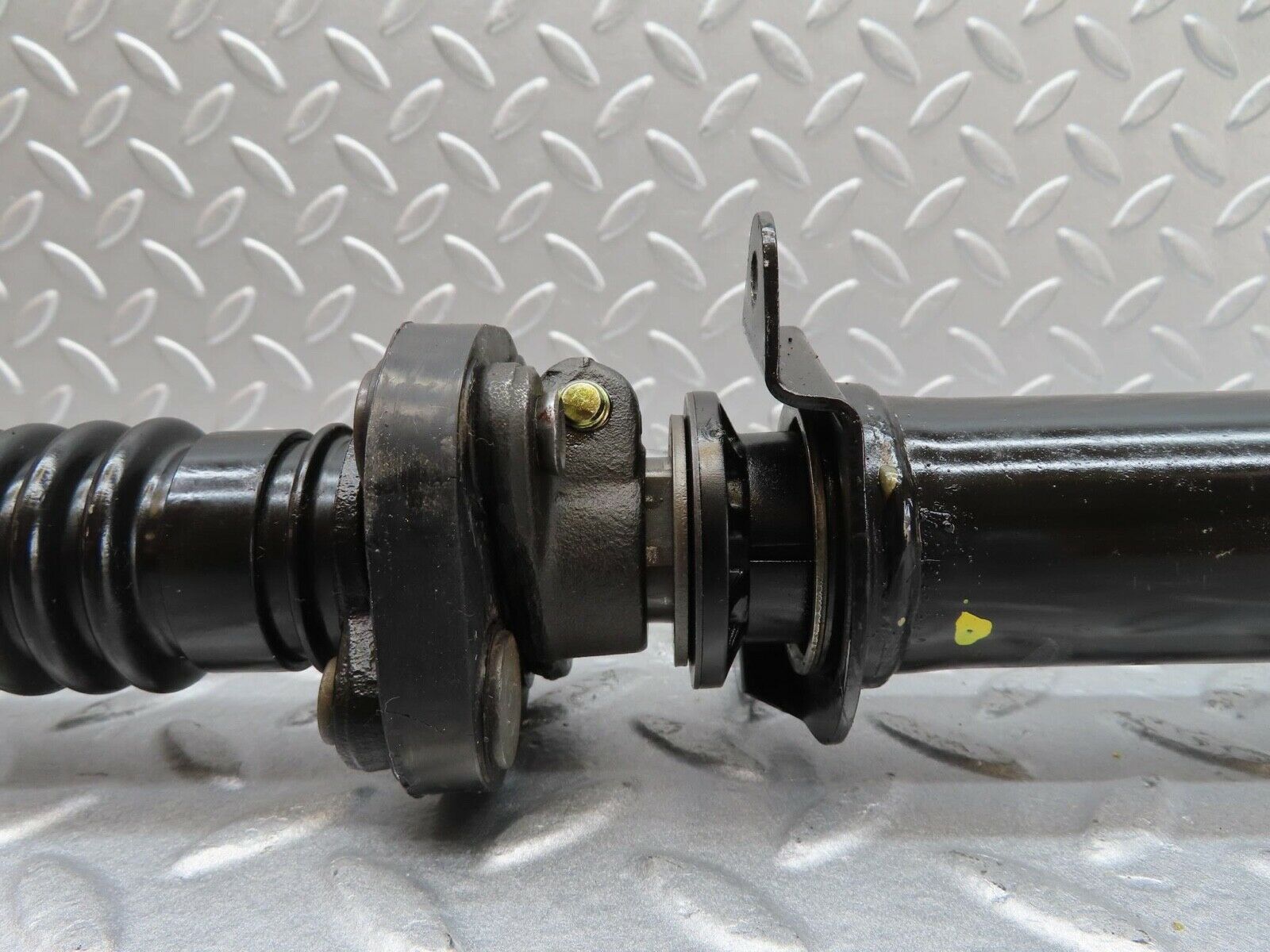 16084 Mercedes-Benz W123 280E Steering Column