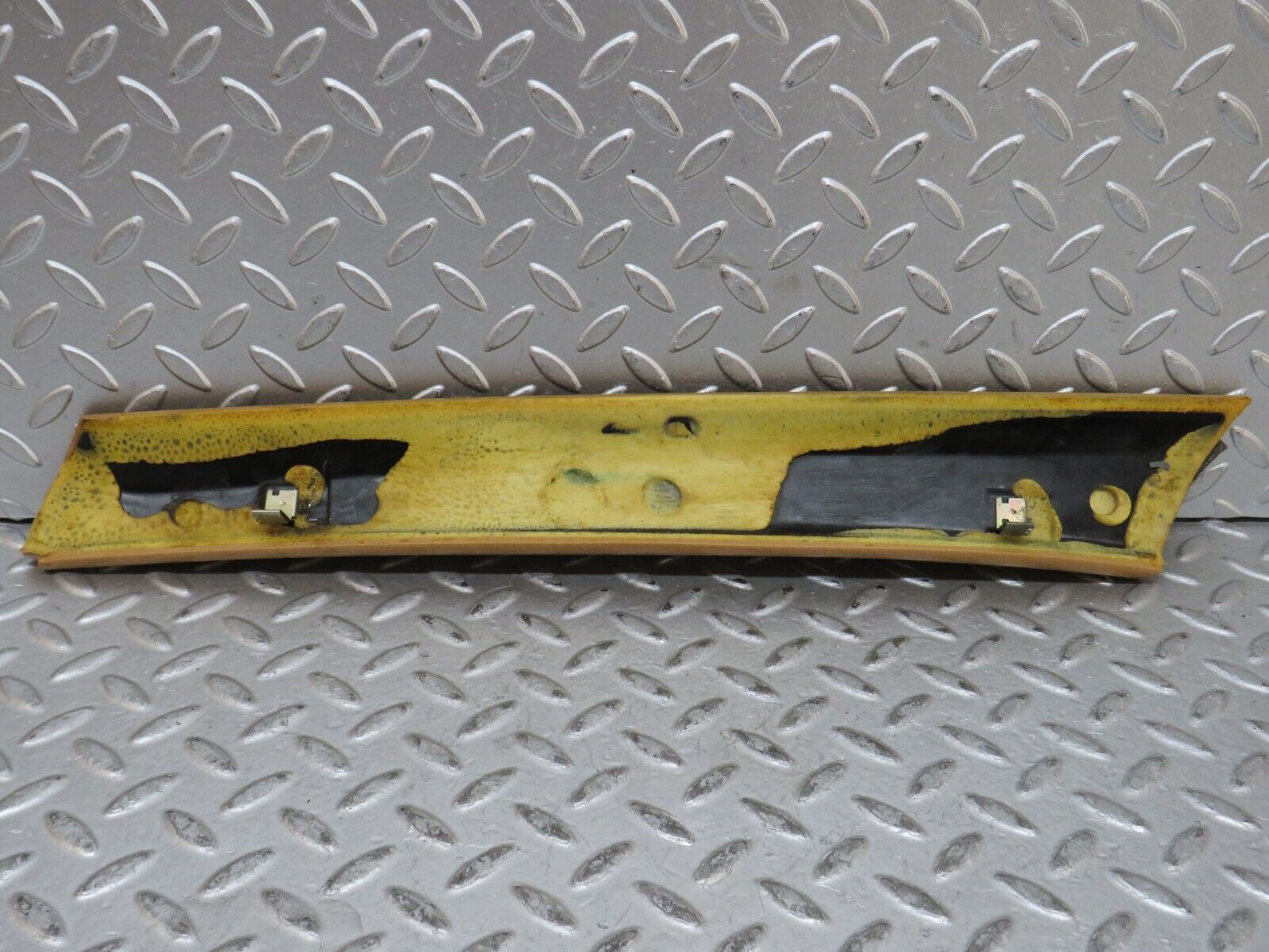 28564 Mercedes-Benz W123 230E A Pillar Cover Panel Right Side Palomino