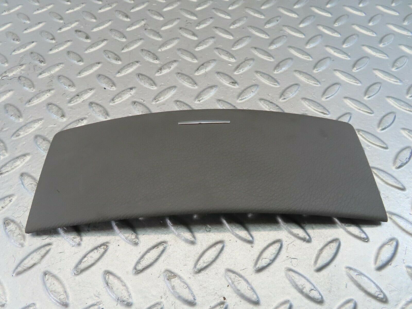 11132 Mercedes-Benz W221 S320 CD Player Cover Panel 2216800378