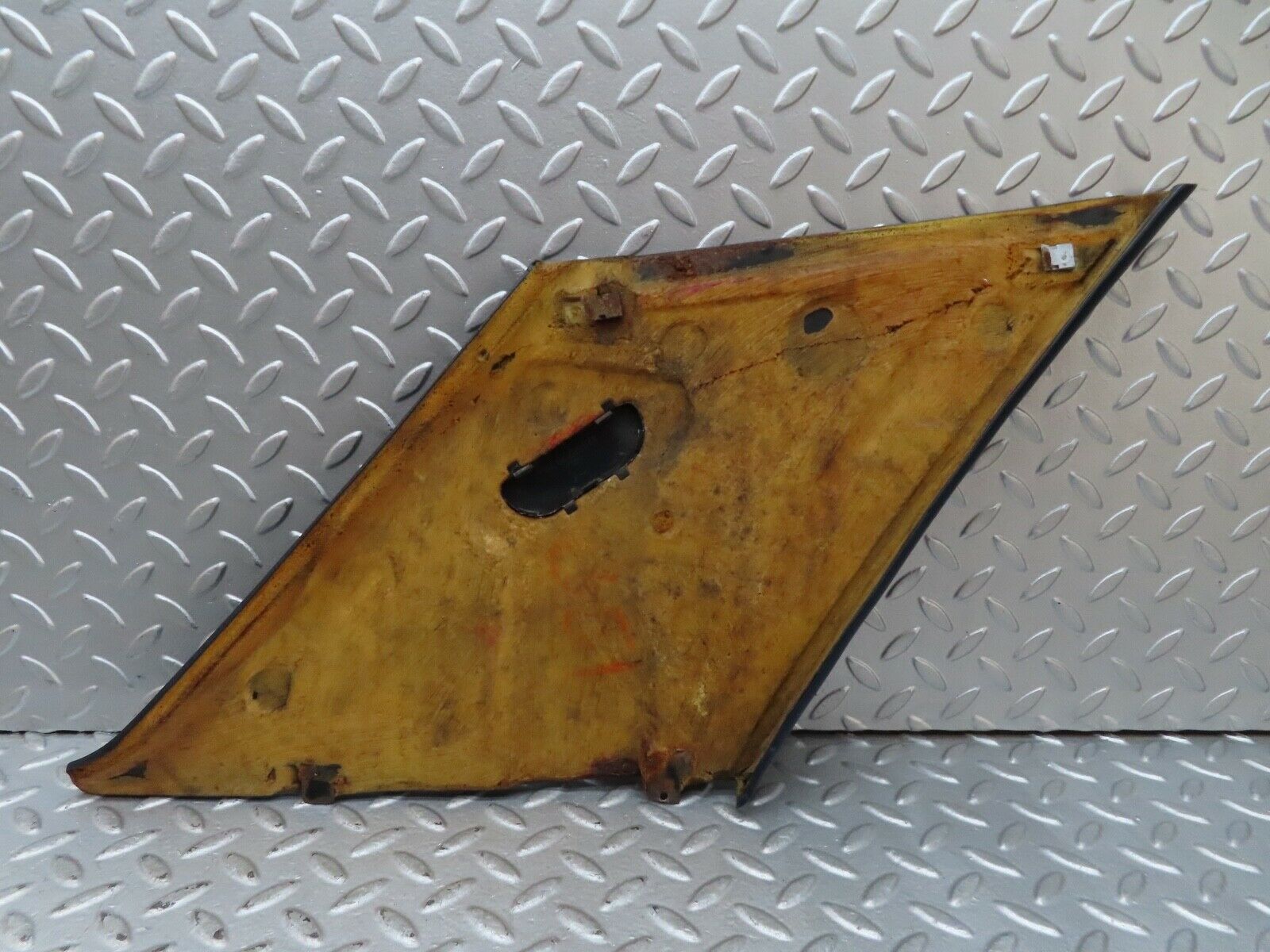 17516 Mercedes-Benz W116 450SEL C Pillar Cover Trim Right Side Blue