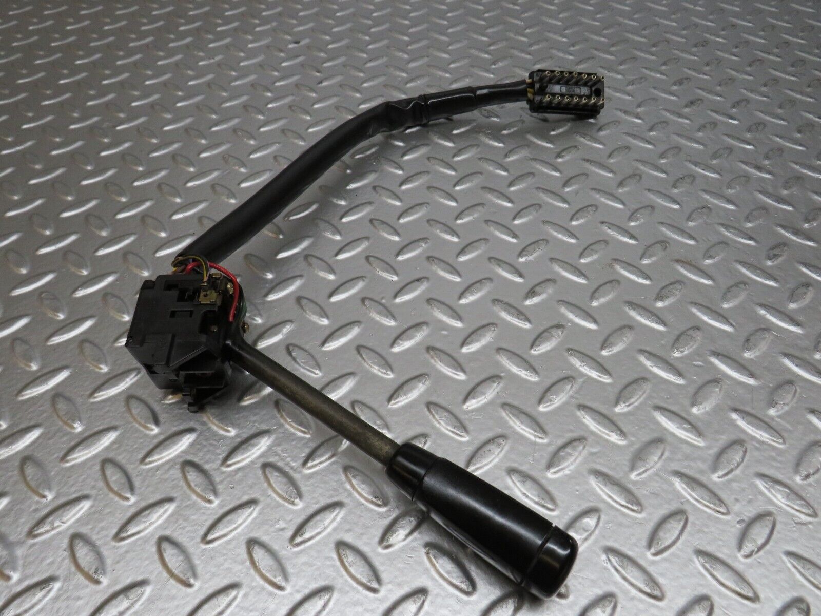 25423 Mercedes-Benz W123 200 Indicator Wiper Stalk