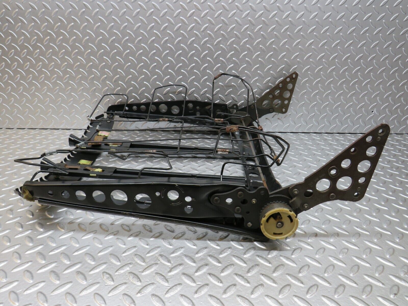 26969 Mercedes-Benz W123 240D Seat Backrest Right Side 1239101485