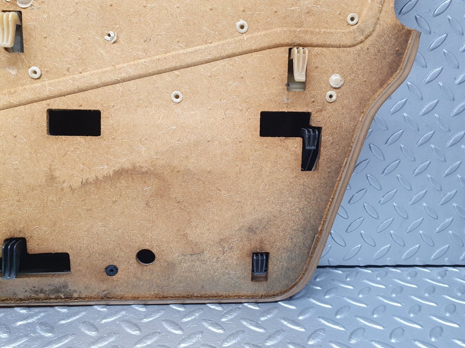 41483 Mercedes-Benz W124 200E Front Left Door Card Palomino