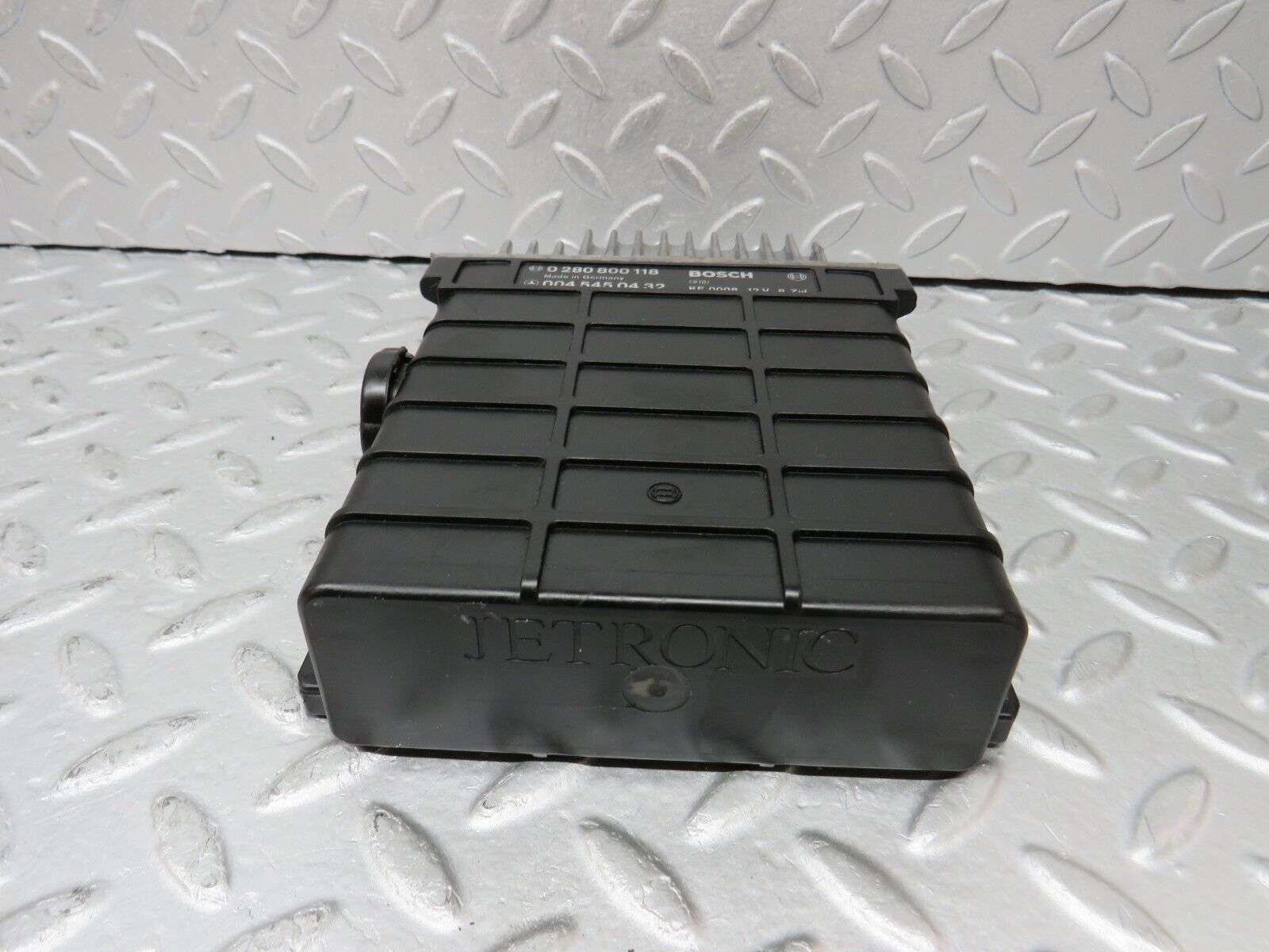 36969 Mercedes-Benz C126 420SEC Coupe Engine Control Unit ECU Bosch 0280800118 0045450432