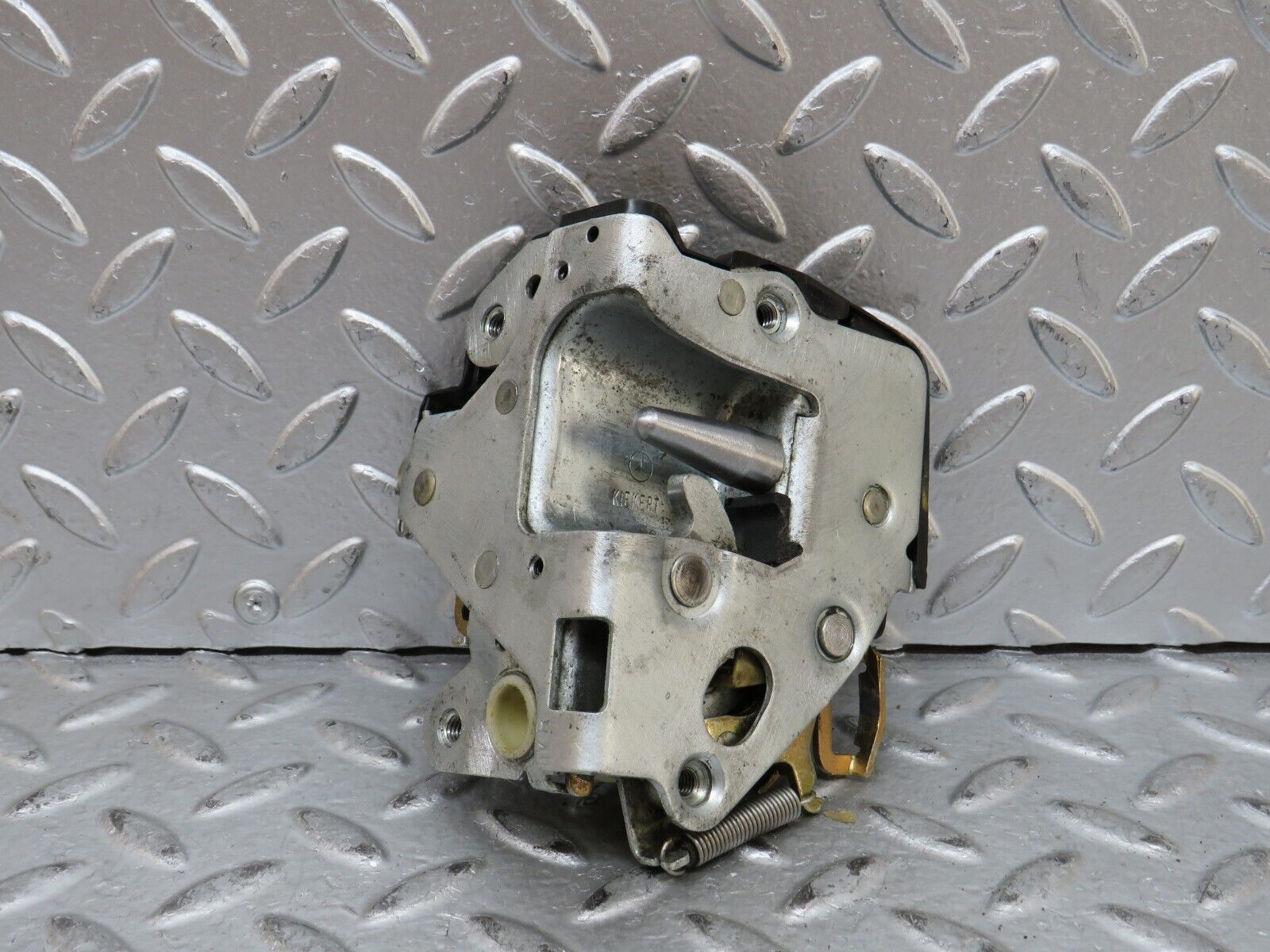 28290 Mercedes-Benz S123 240D Wagon Rear Right Door Lock Mechanism 1237330208