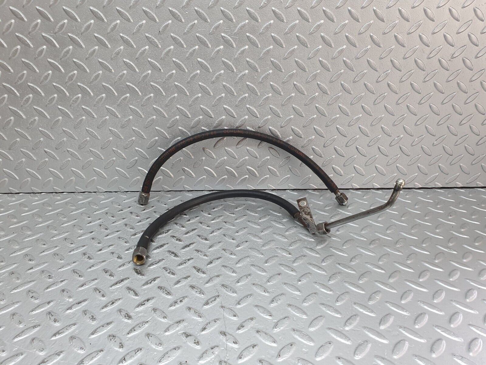 41238 Mercedes-Benz W126 300SE Fuel Pipe Line