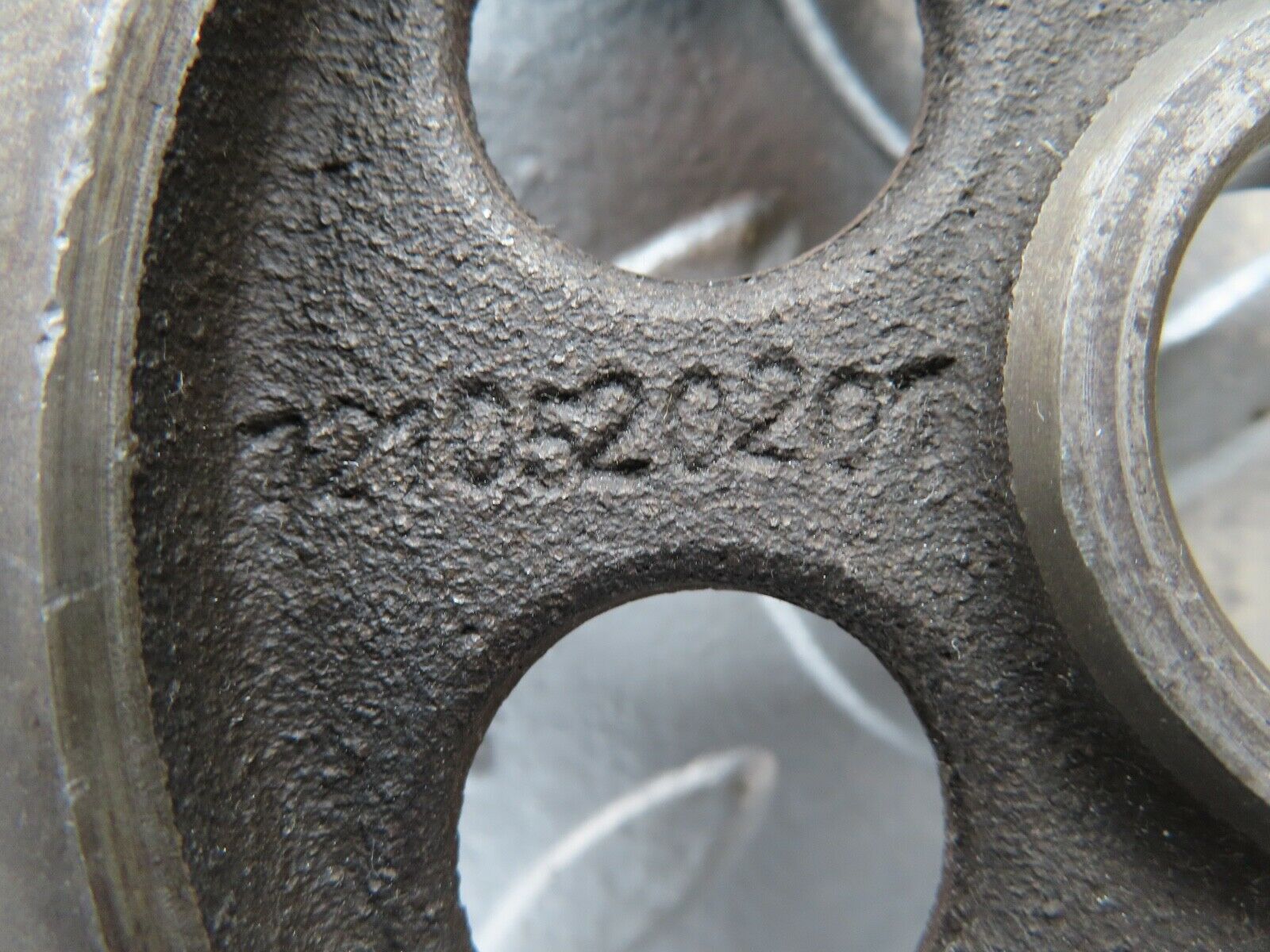 18394 Mercedes-Benz W111 220SE Coupe Camshaft Timing Gear 1210520201