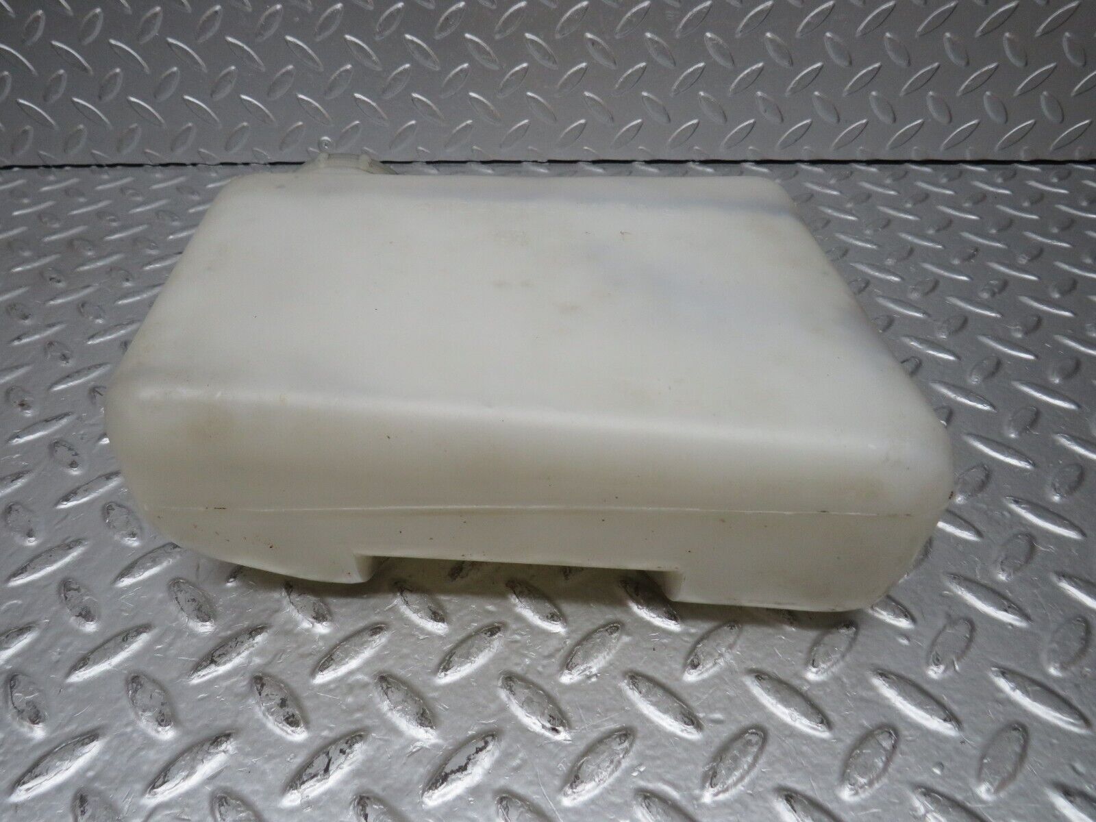 31299 Mercedes-Benz S124 220TE Rear Windscreen Washer Reservoir 1248600160