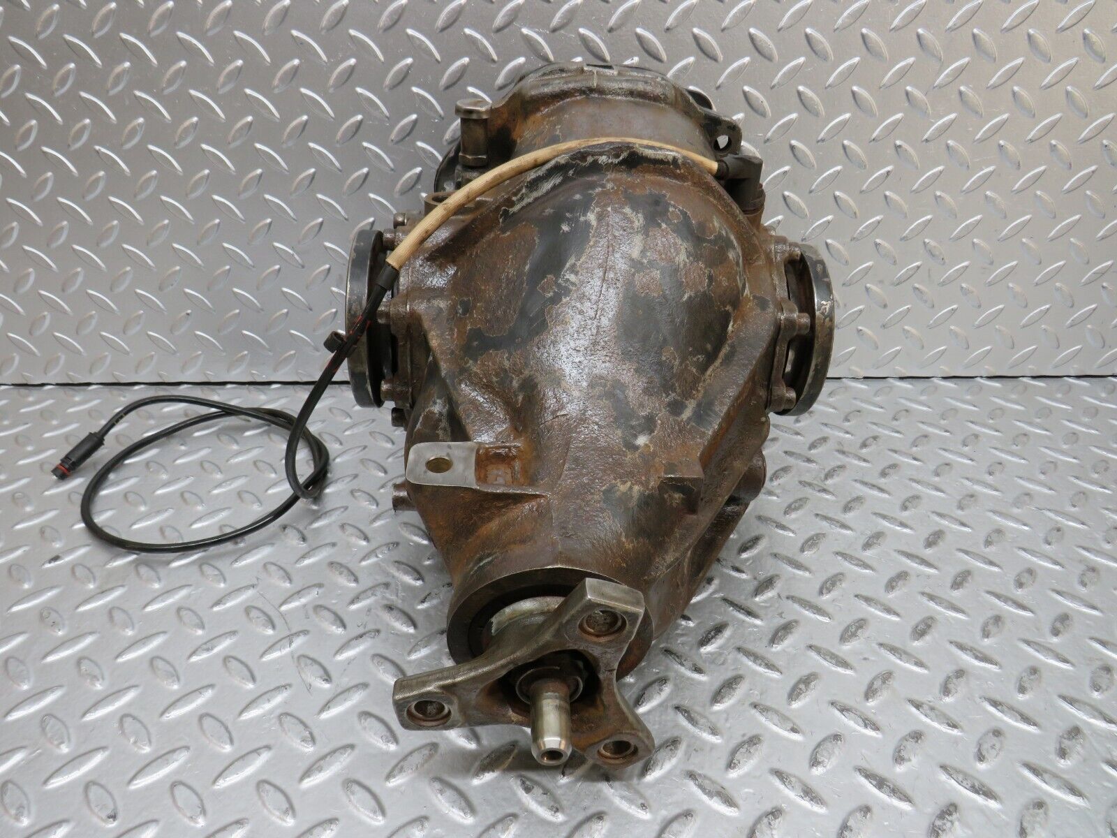 29205 Mercedes-Benz C124 320CE Coupe Rear Differential ASR Ratio 3.69 1293510505