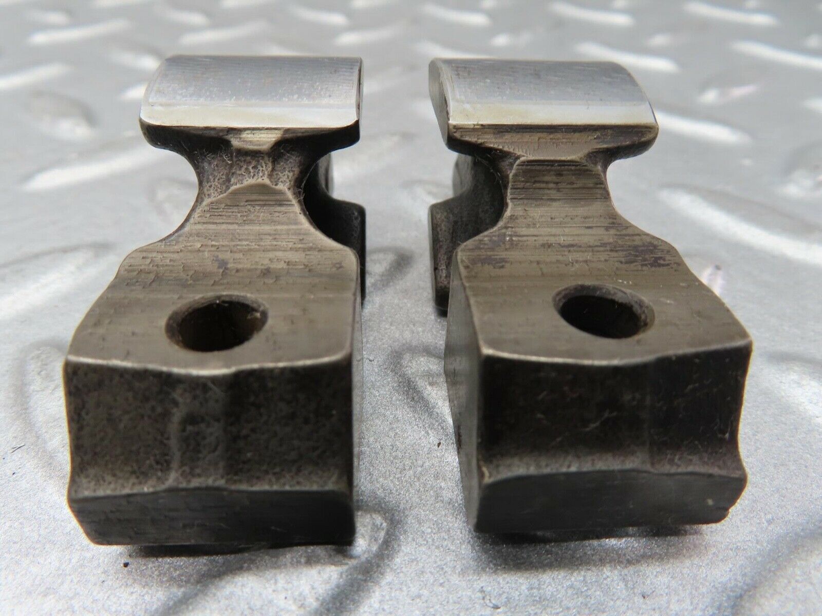 16752 Mercedes-Benz C107 380SLC Valve Rocker Arm