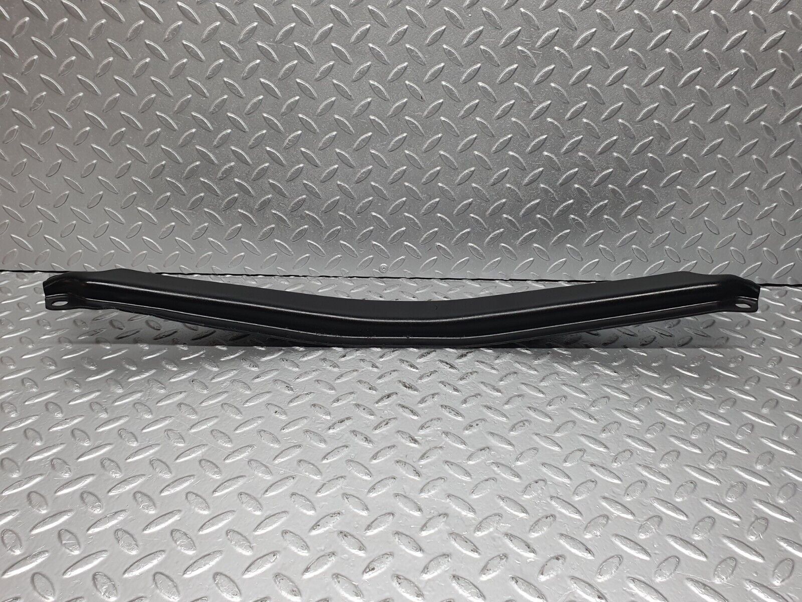 41199 Mercedes-Benz W126 300SE Engine Mount Bracket Support